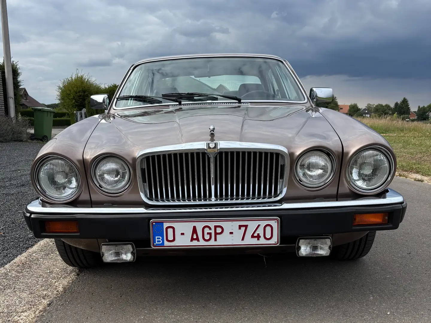 Jaguar XJ6 Series 3 Beige - 2