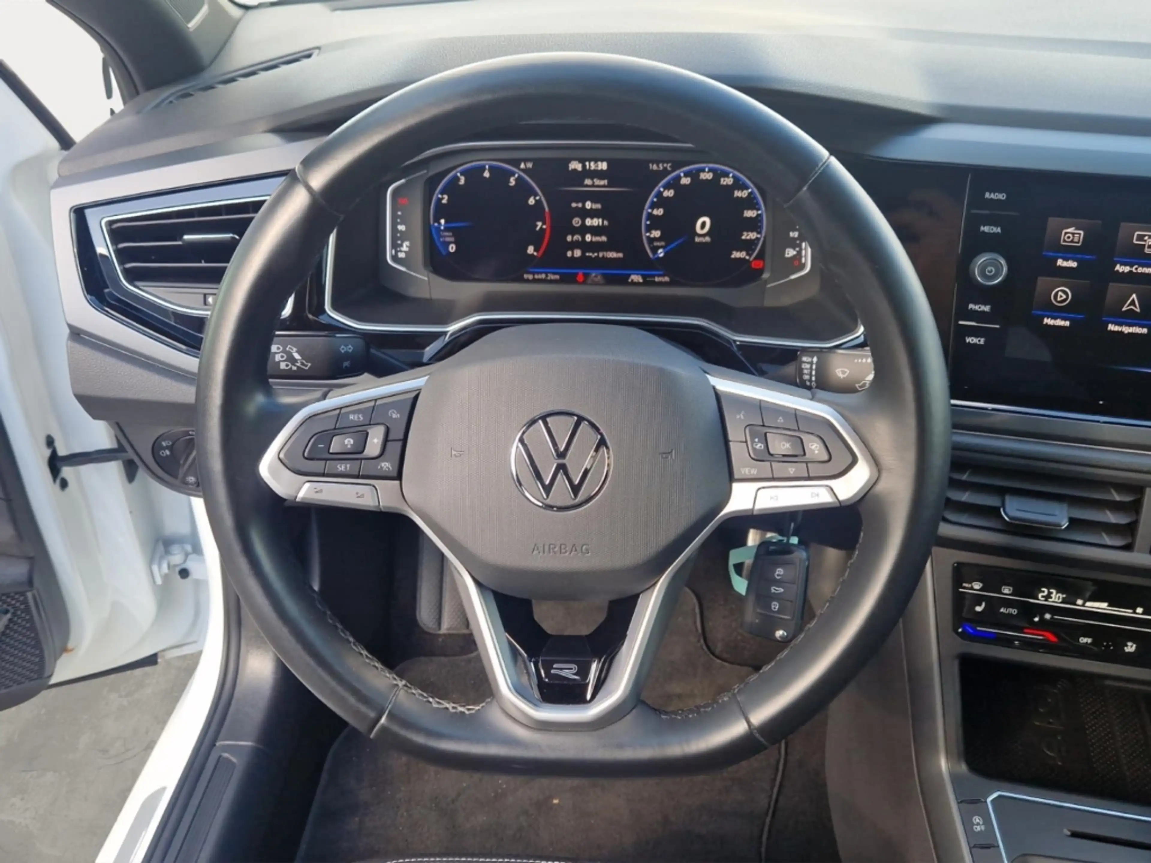 Volkswagen Taigo 1.0 TSI R-Line *MATRIX*PANO*APP-CONN.*NAVI* — photo 9