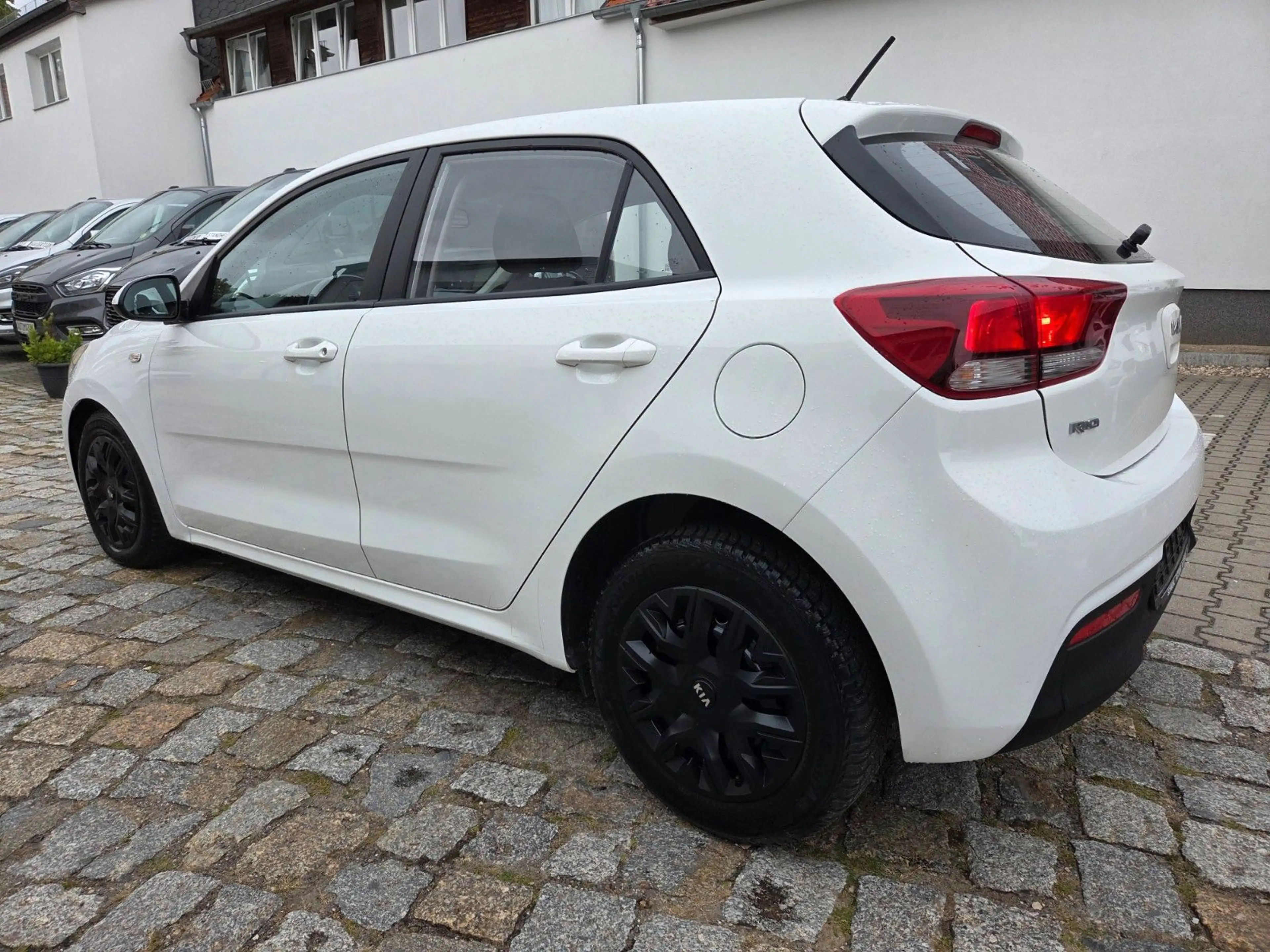 Kia Rio Edition 7 Garantie bis 06/28 Autom.Allwetter — photo 3