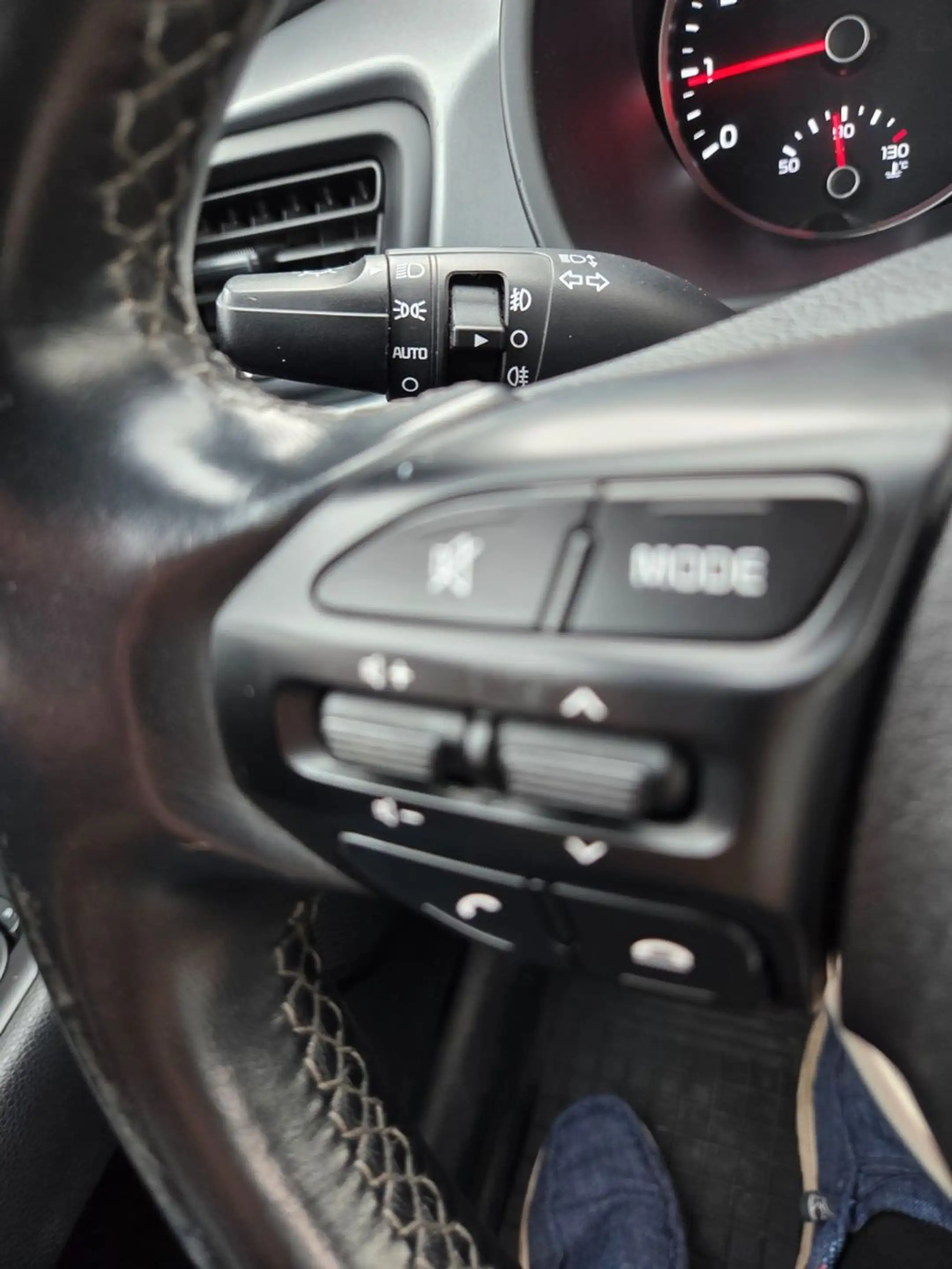 Kia Rio Edition 7 Garantie bis 06/28 Autom.Allwetter — photo 31