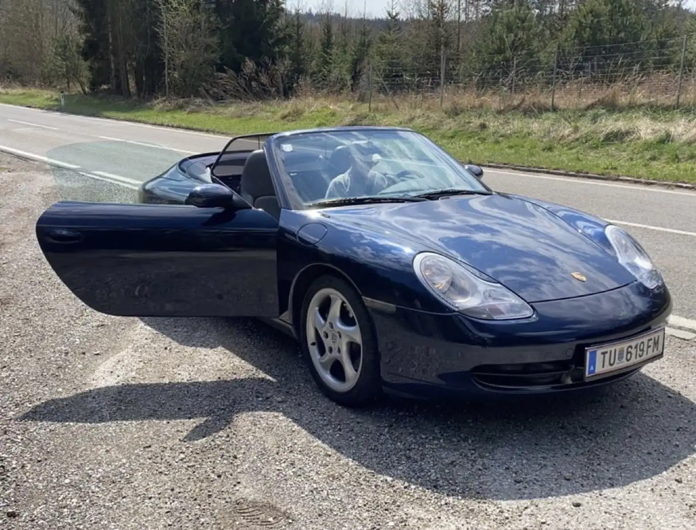 Porsche 996 911 Carrera Cabrio Blau - 1