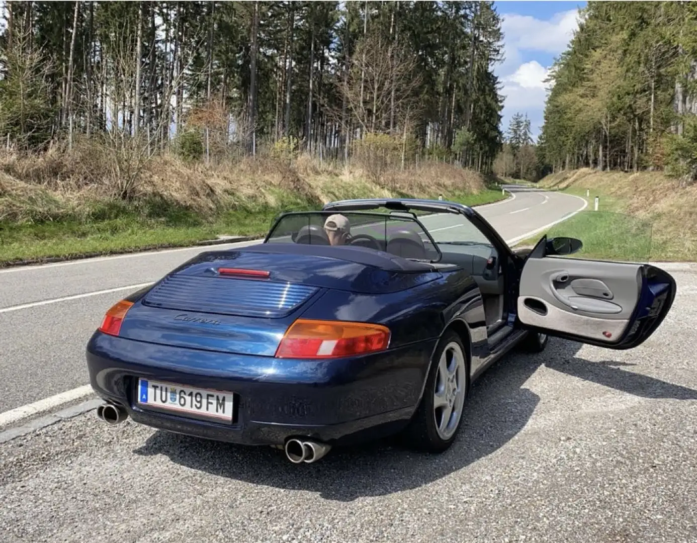 Porsche 996 911 Carrera Cabrio Blau - 2