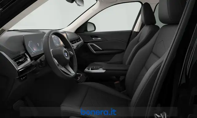BMW X1 view 4