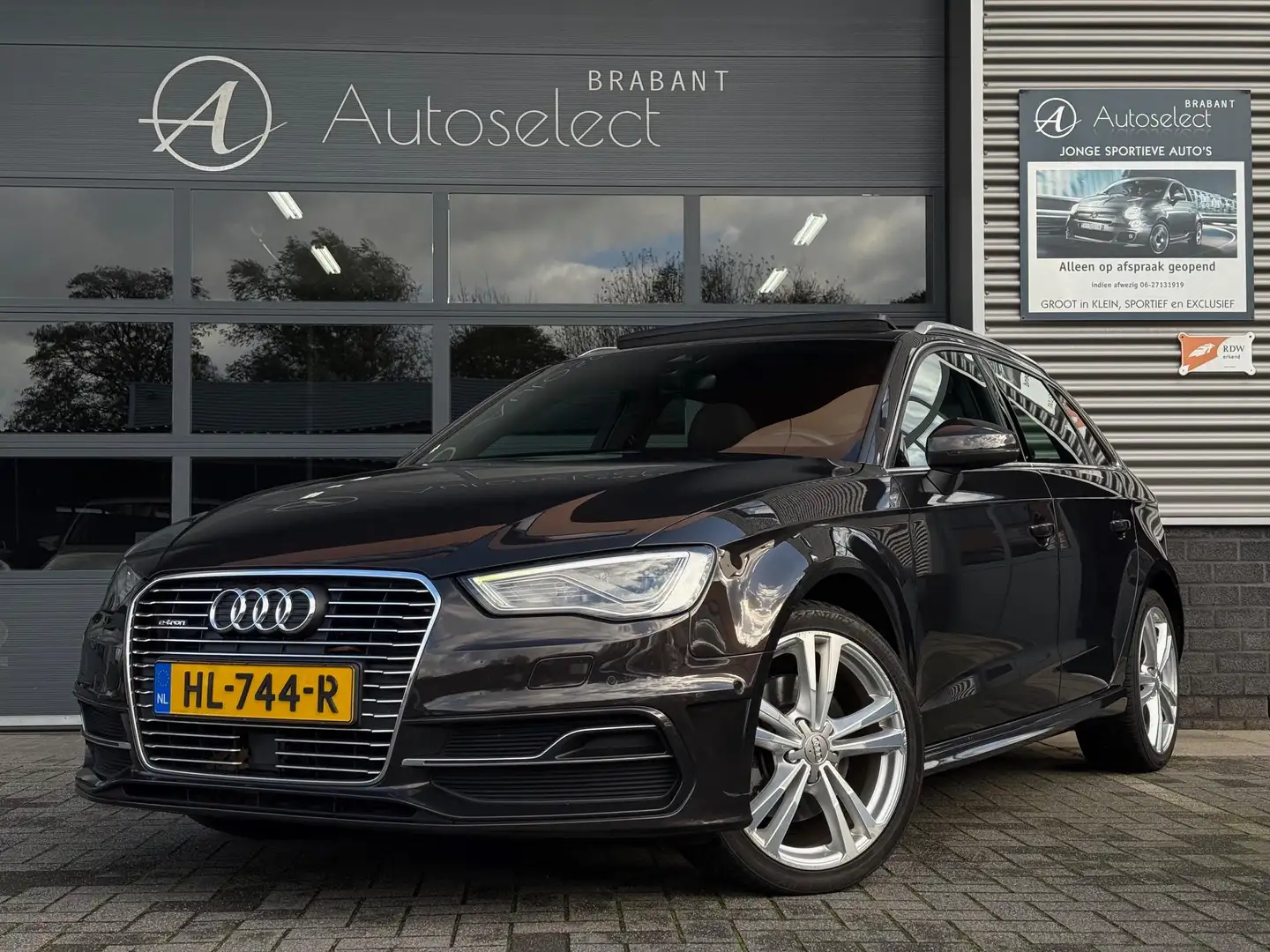 Audi A3 Sportback 1.4 e-tron PHEV Ambition Pano LED Navi Brun - 1