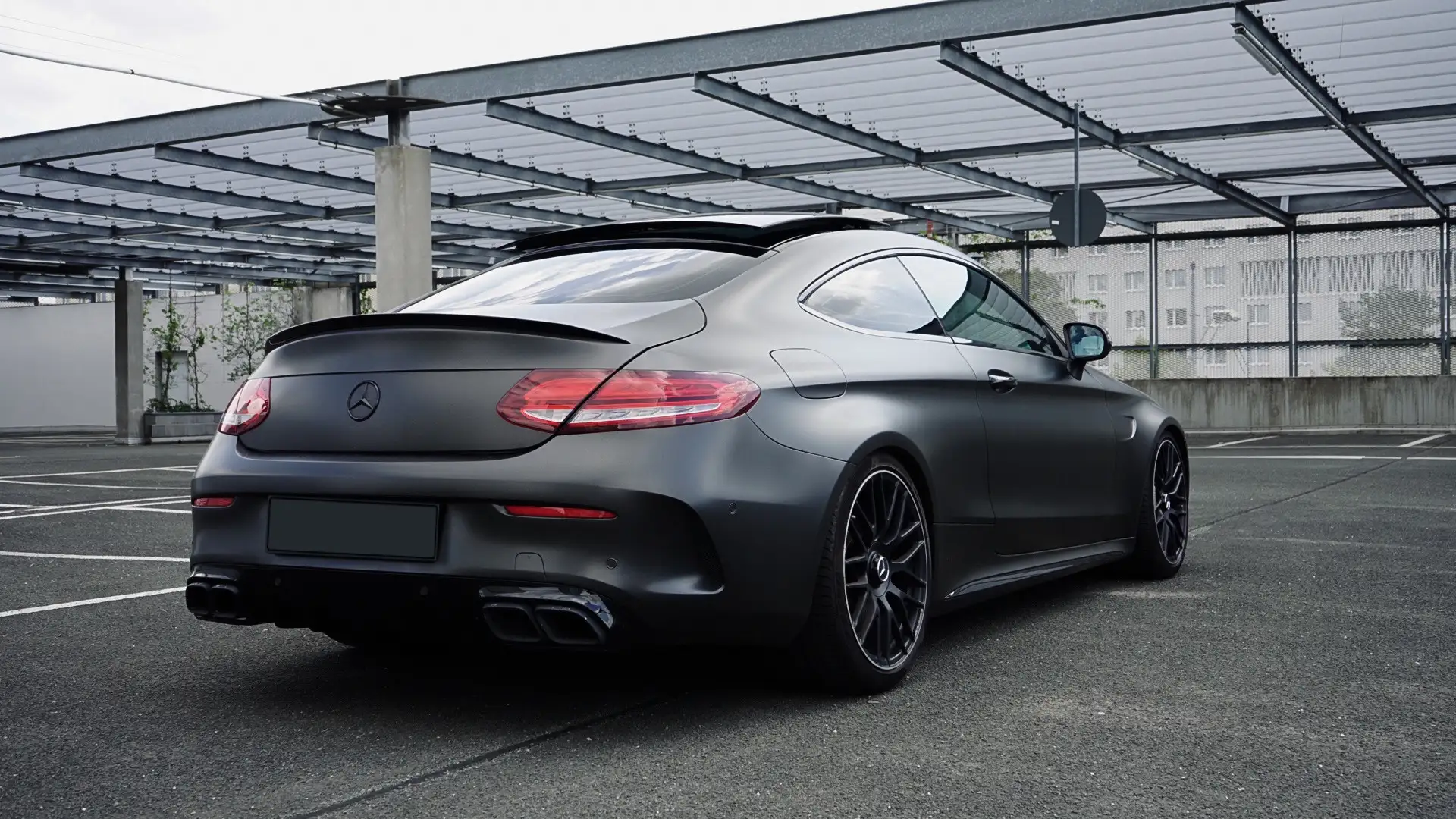 Mercedes-Benz C 63 AMG Coupé *Perf.AGA*PANO*H&R*BURM*FACELIFT Šedá - 2