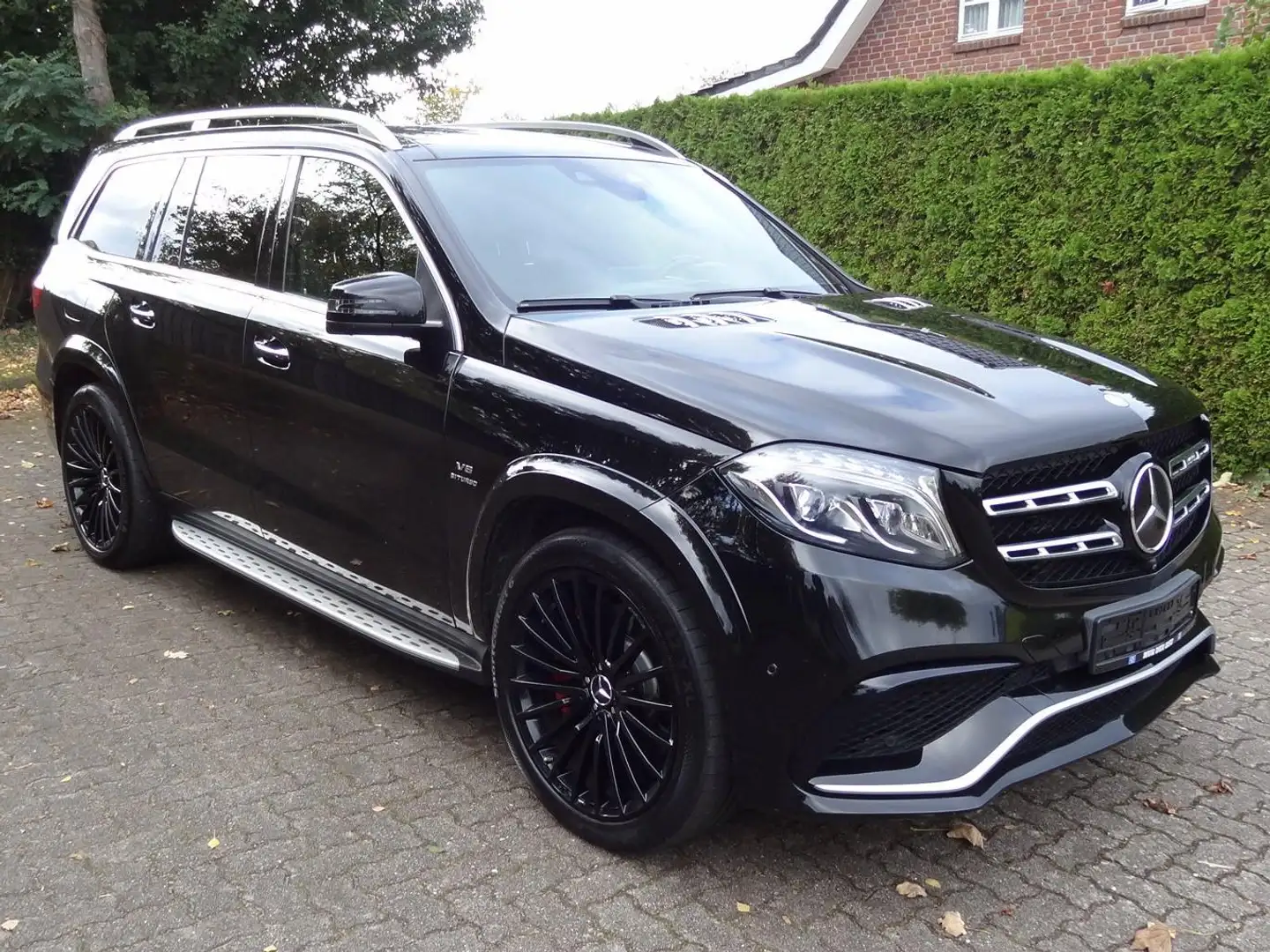 Mercedes-Benz GLS 63 AMG GLS 63 AMG 4Matic AHK 7-Sitze Luft Leder Softclose Schwarz - 1