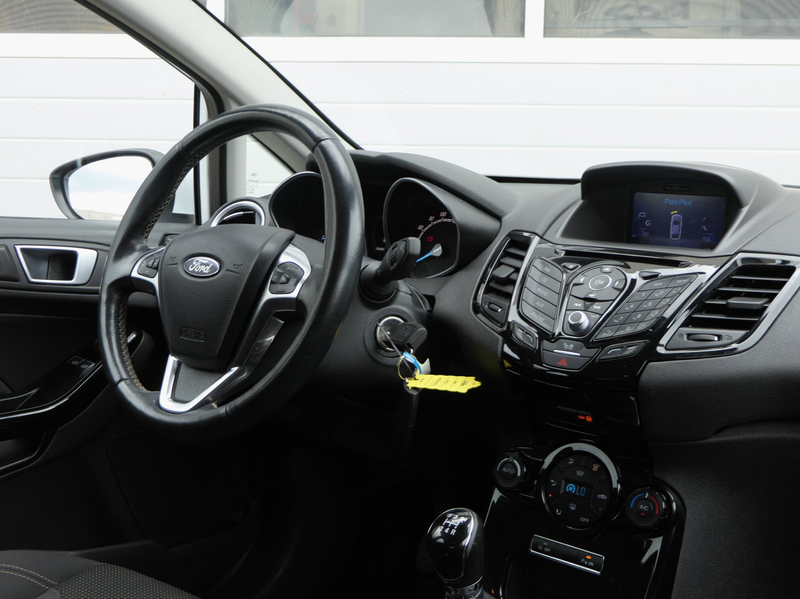 Ford Fiesta 1.0 EcoBoost Titanium 101PK! | Cruise | Parkeersen — photo 9