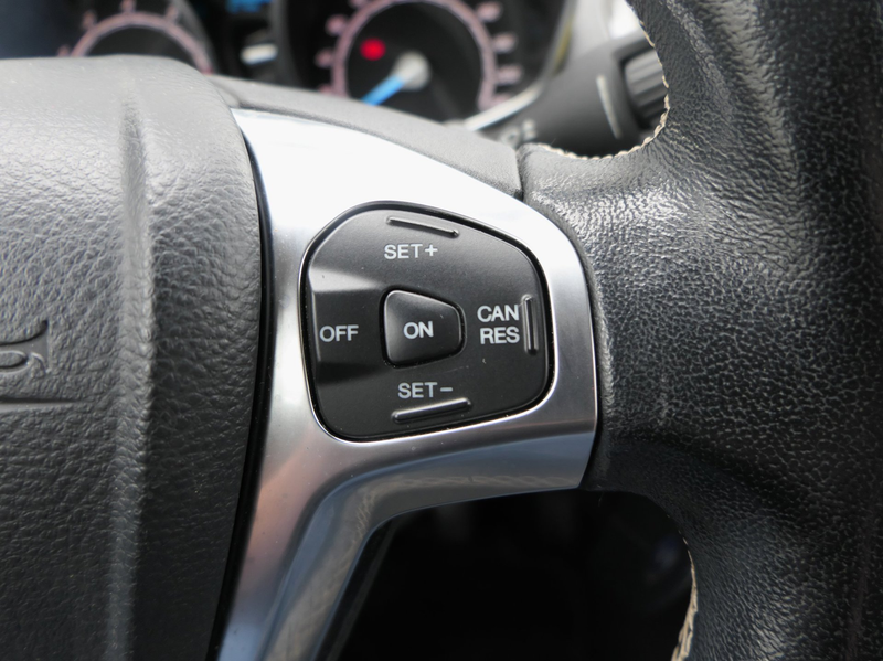 Ford Fiesta 1.0 EcoBoost Titanium 101PK! | Cruise | Parkeersen — photo 15