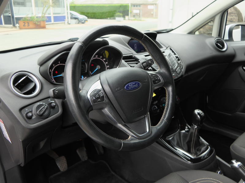 Ford Fiesta 1.0 EcoBoost Titanium 101PK! | Cruise | Parkeersen — photo 5
