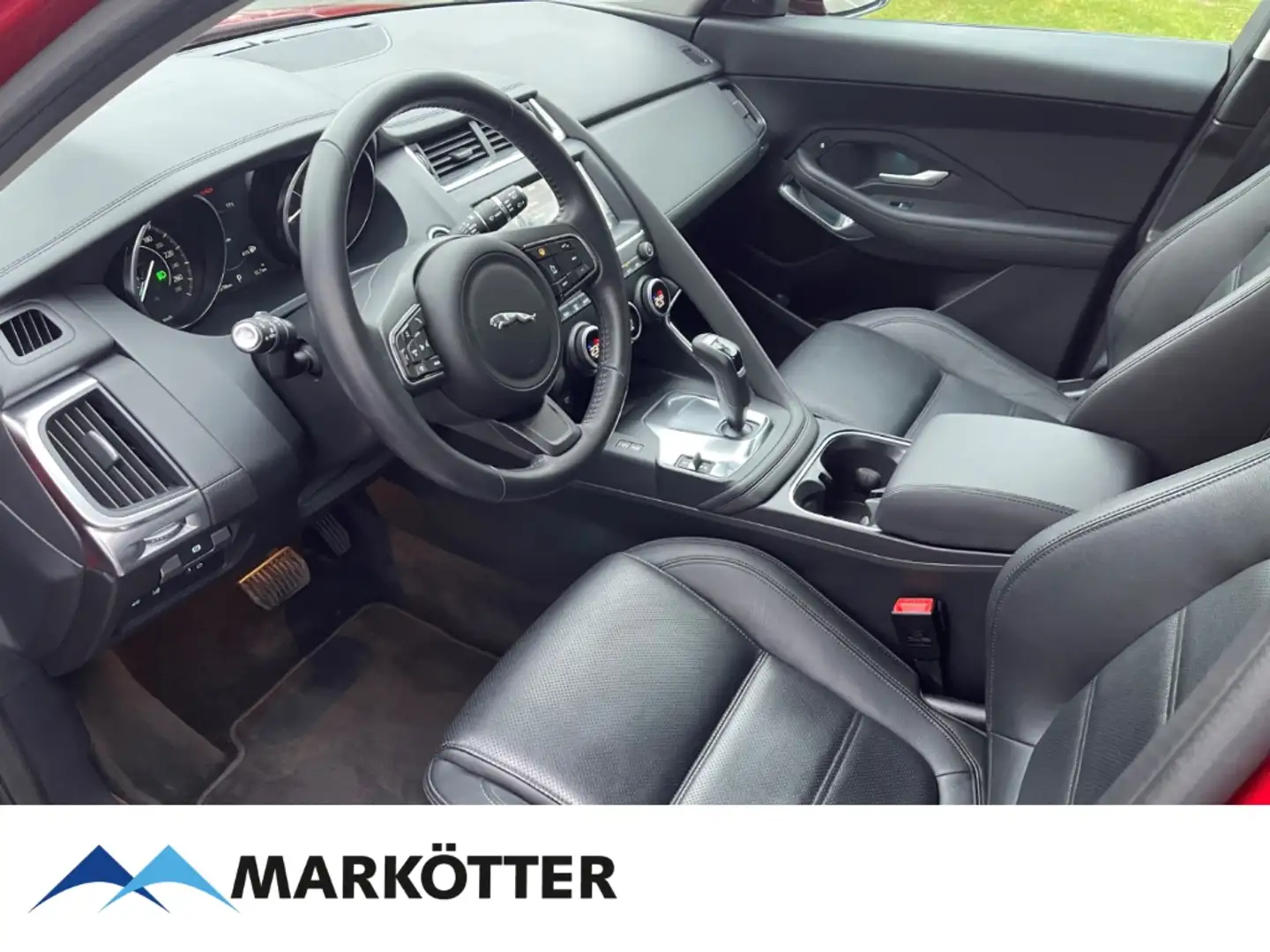 Jaguar E-Pace P200 S/20''/LED/BLACK/Lenkrhz/Totwinkel Červená - 2