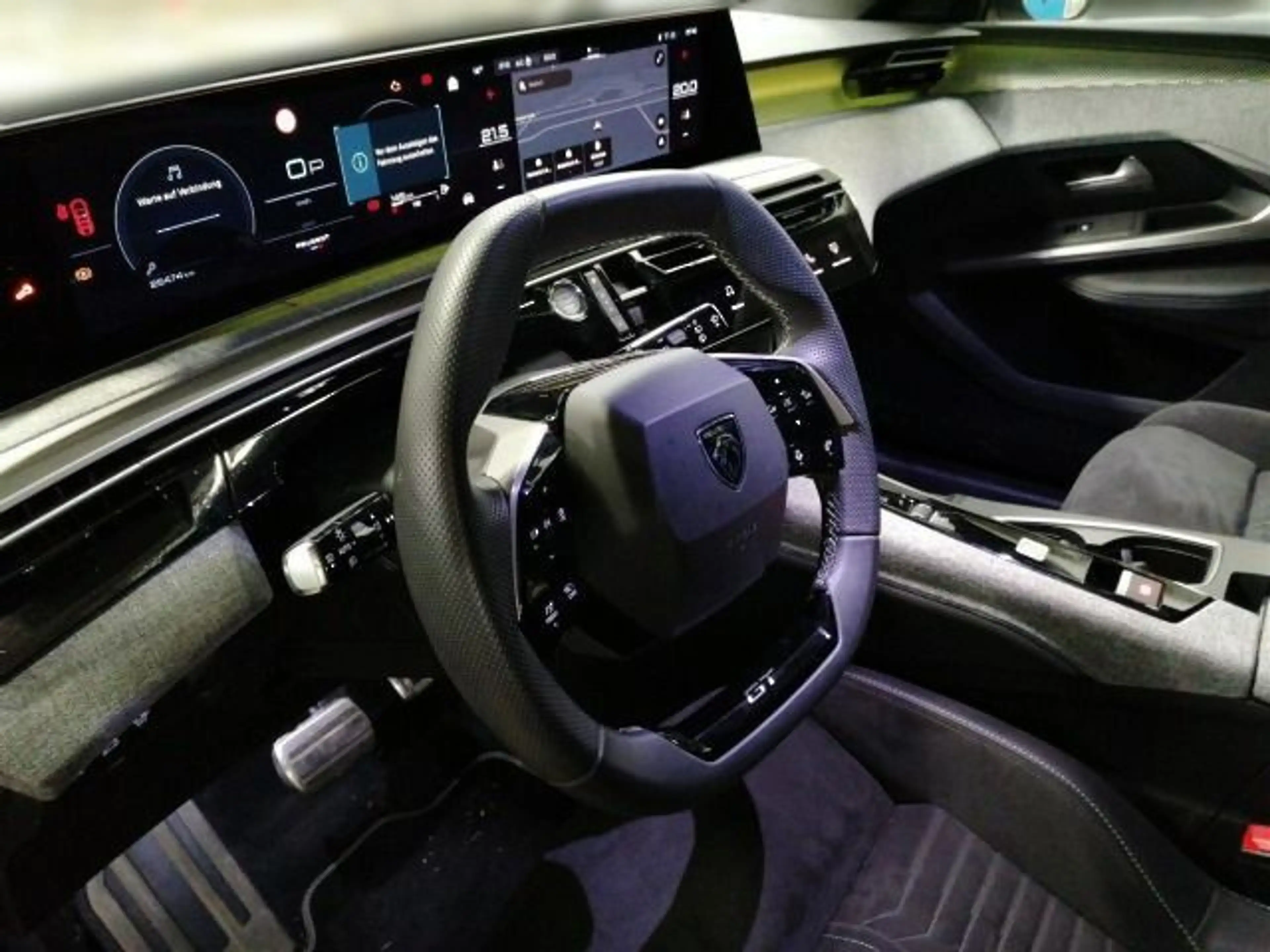 Peugeot 5008 Hybrid 145 GT 360° ACC Sitzh MatrLED 7Sitze — photo 10
