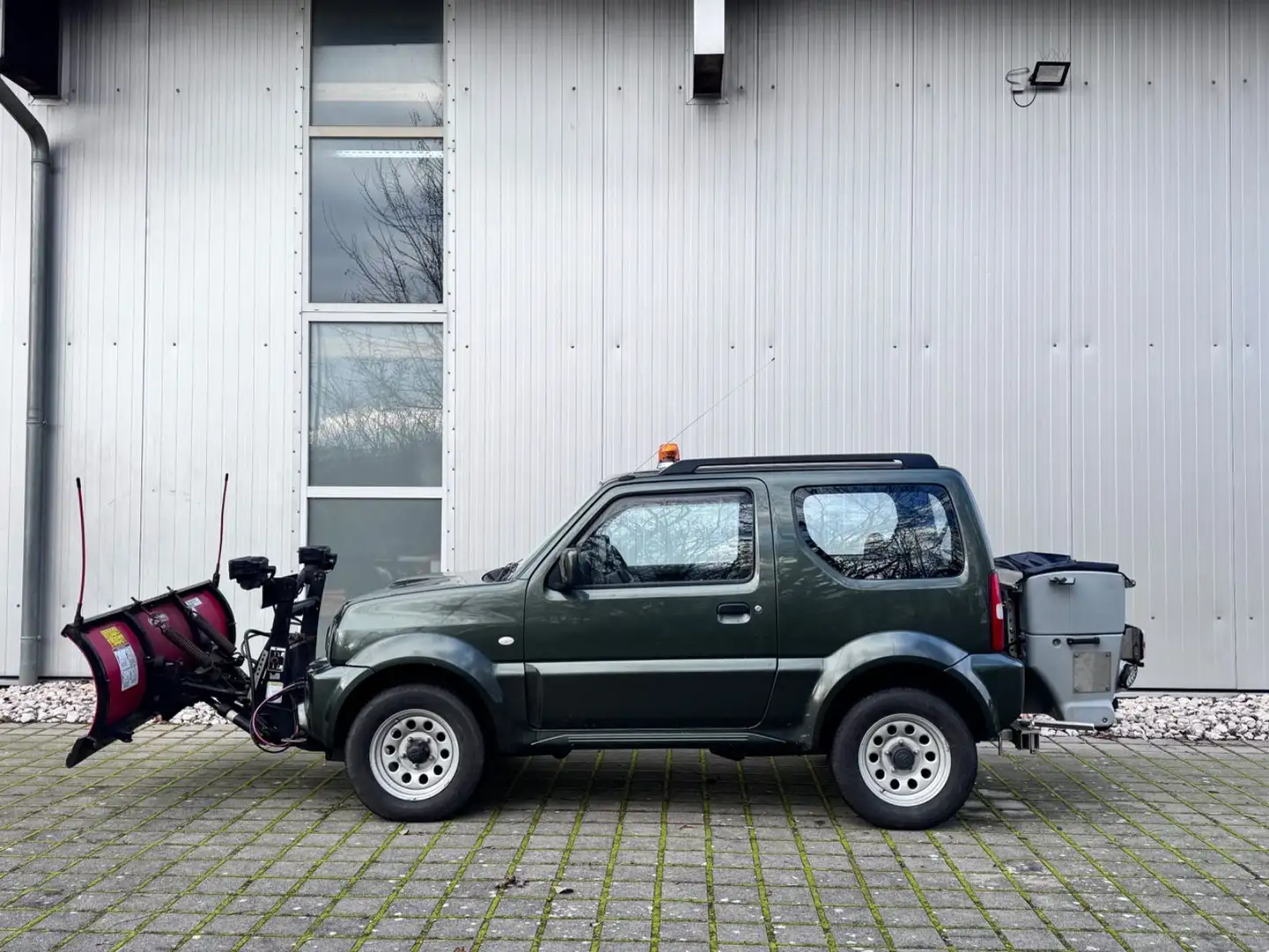 Suzuki Jimny Ranger Comfort Lim. Winterdienst Vert - 2
