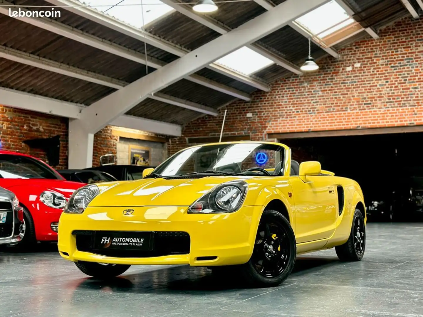 Toyota MR 2 MR 2 1.8L VVT-I 140 ch Super Bright Yellow Hard-Top, Climatisation, Sièges chauffants Historique d’entretien État remarqu Gelb - 1