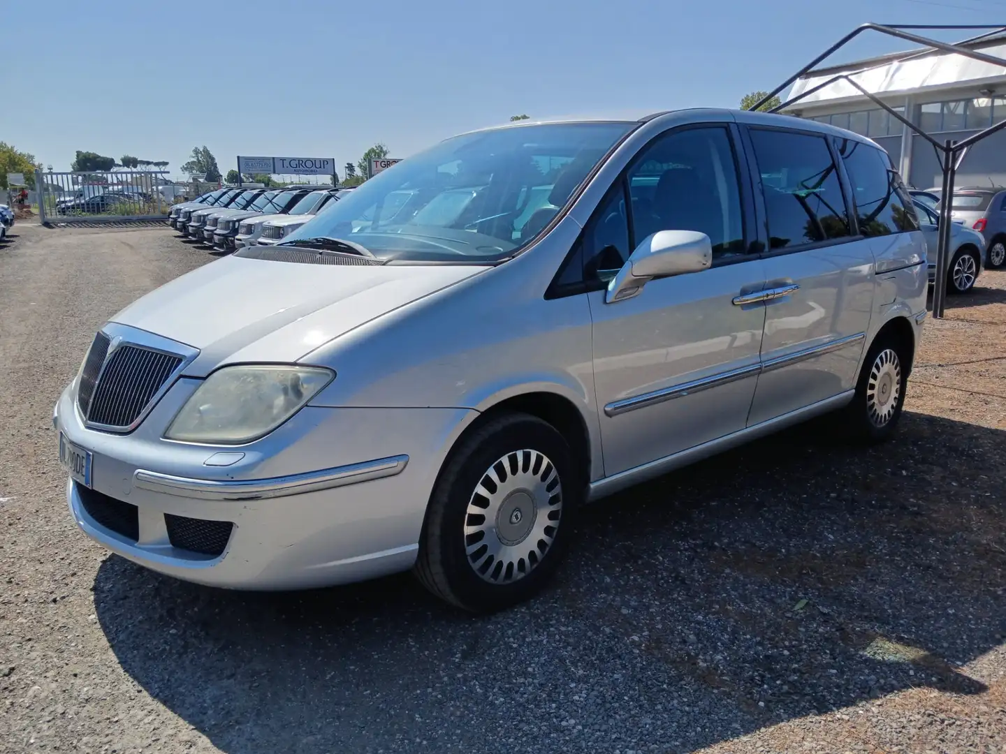 Lancia Phedra 2.0 MJT 136 CV Executive Plateado - 1