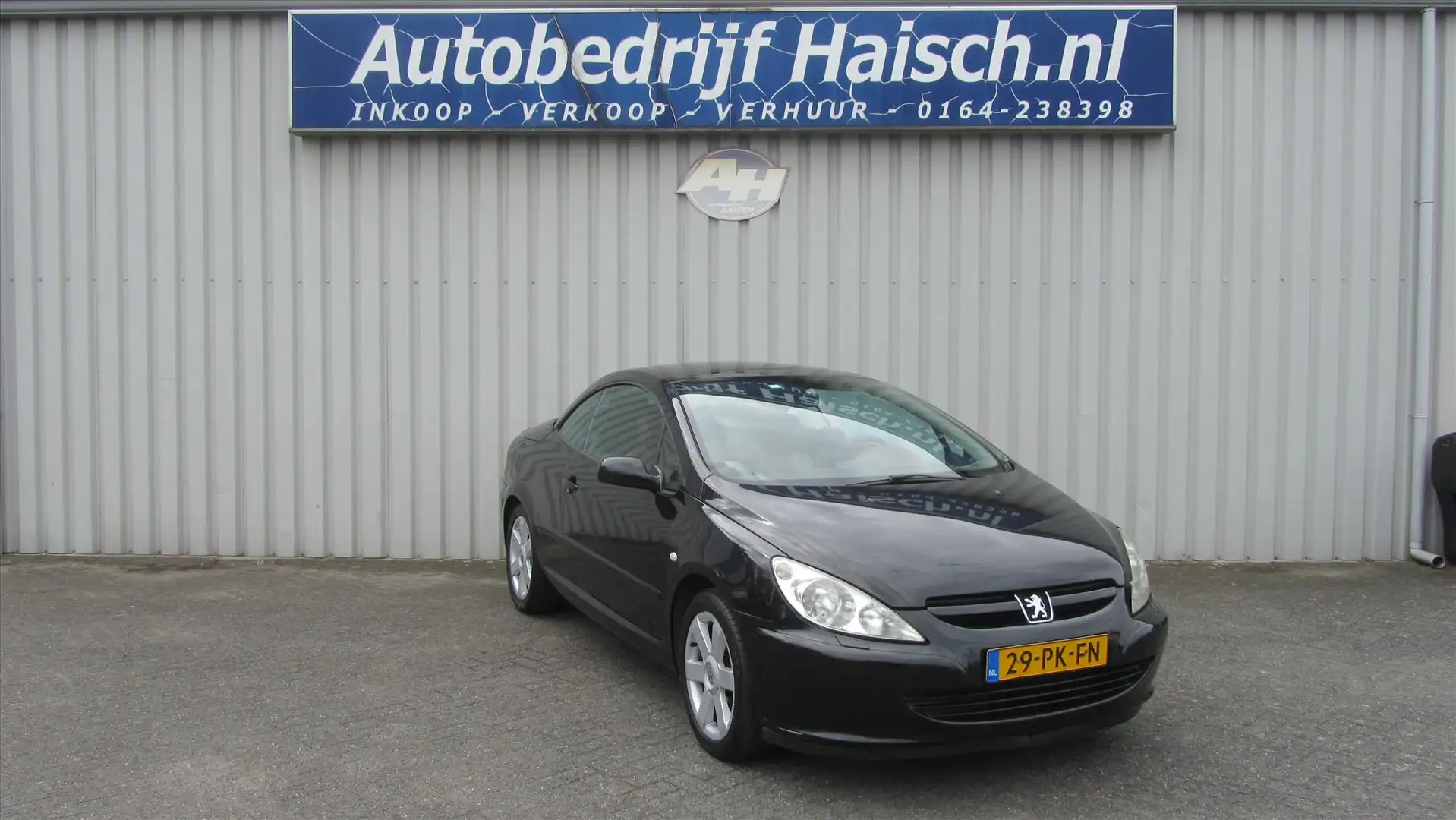 Peugeot 307 2.0 16V CC Zwart - 1