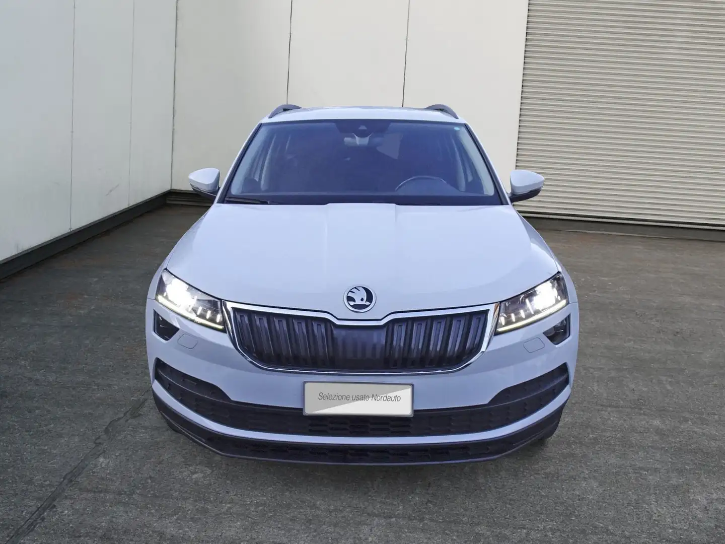 Skoda Karoq Karoq 1.6 TDI SCR DSG Executive Bianco - 2