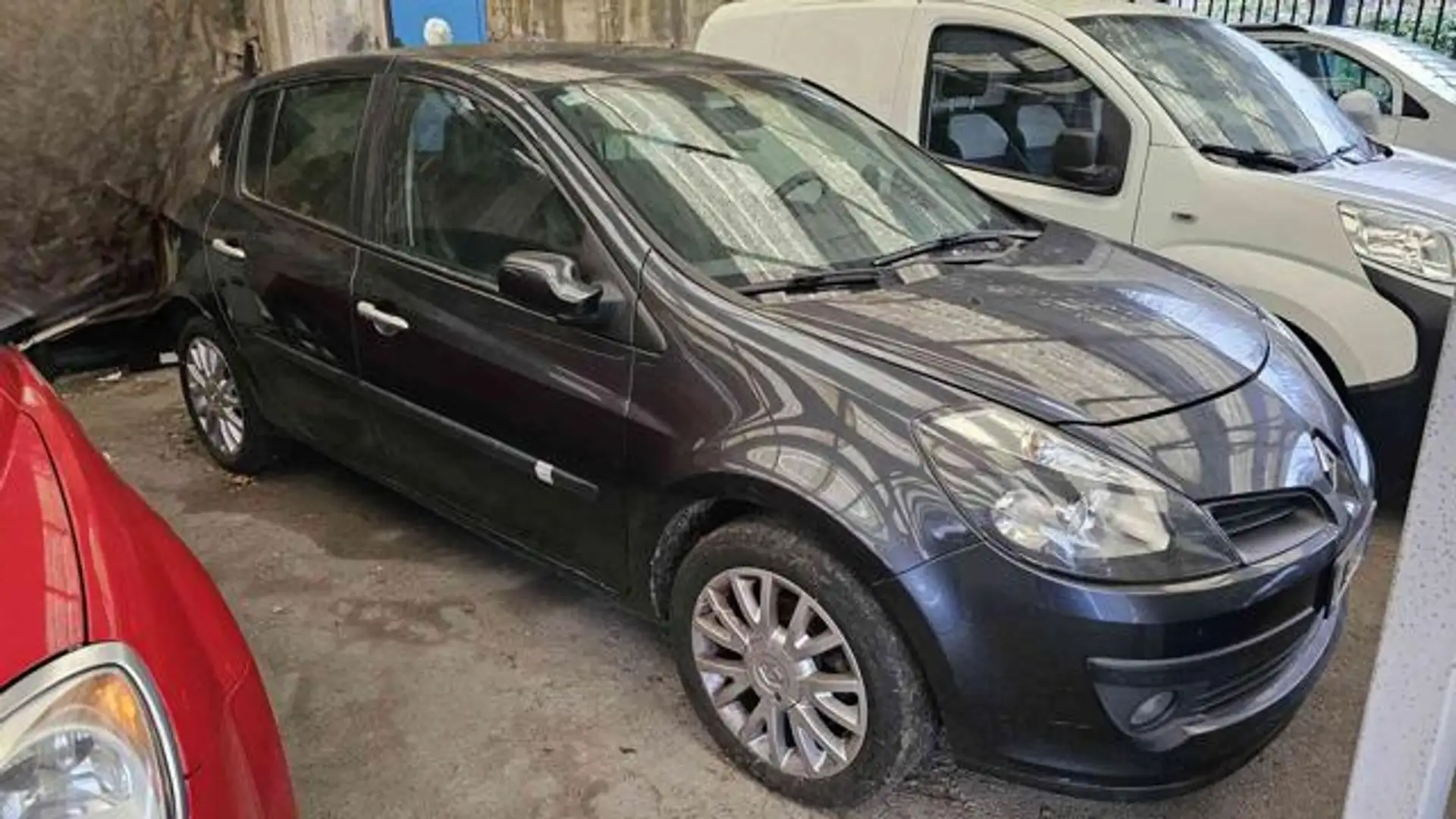 Renault Clio 1.5 dCi 85CV 5 porte Le Iene Grigio - 1