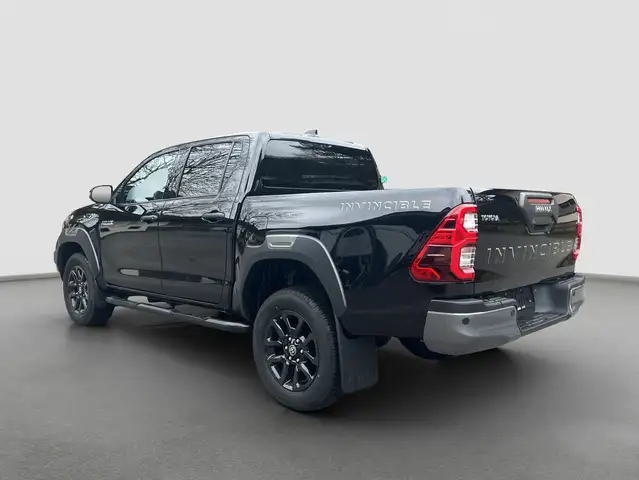 Toyota Hilux Toyota HILUX 2,8 Automatik Doppel K. Invincible Ansicht 3