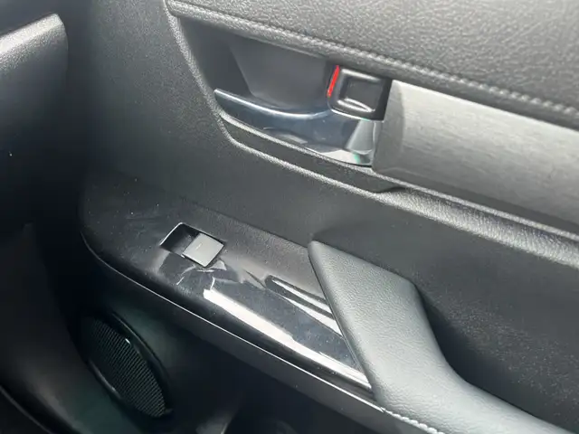 Toyota Hilux Toyota HILUX 2,8 Automatik Doppel K. Invincible Ansicht 14