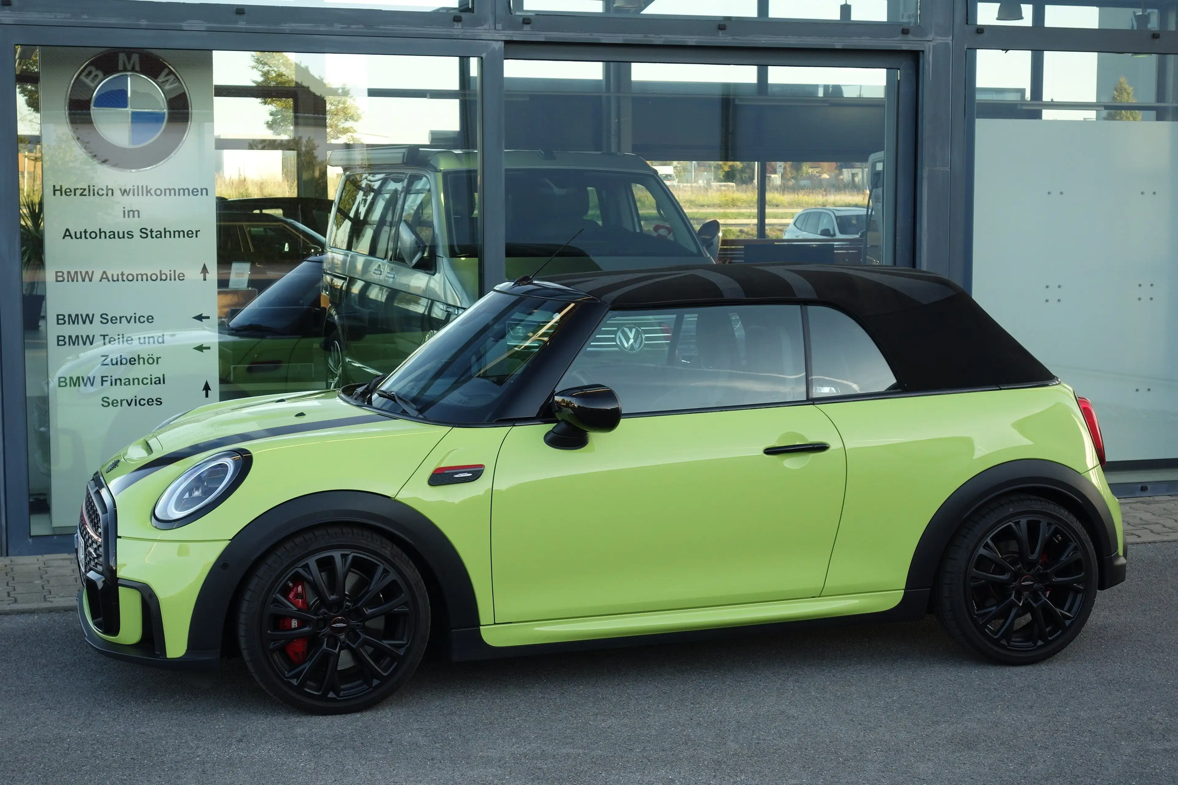 MINI John Cooper Works Cabrio John Cooper Works JCW Trim Cabrio — photo 3