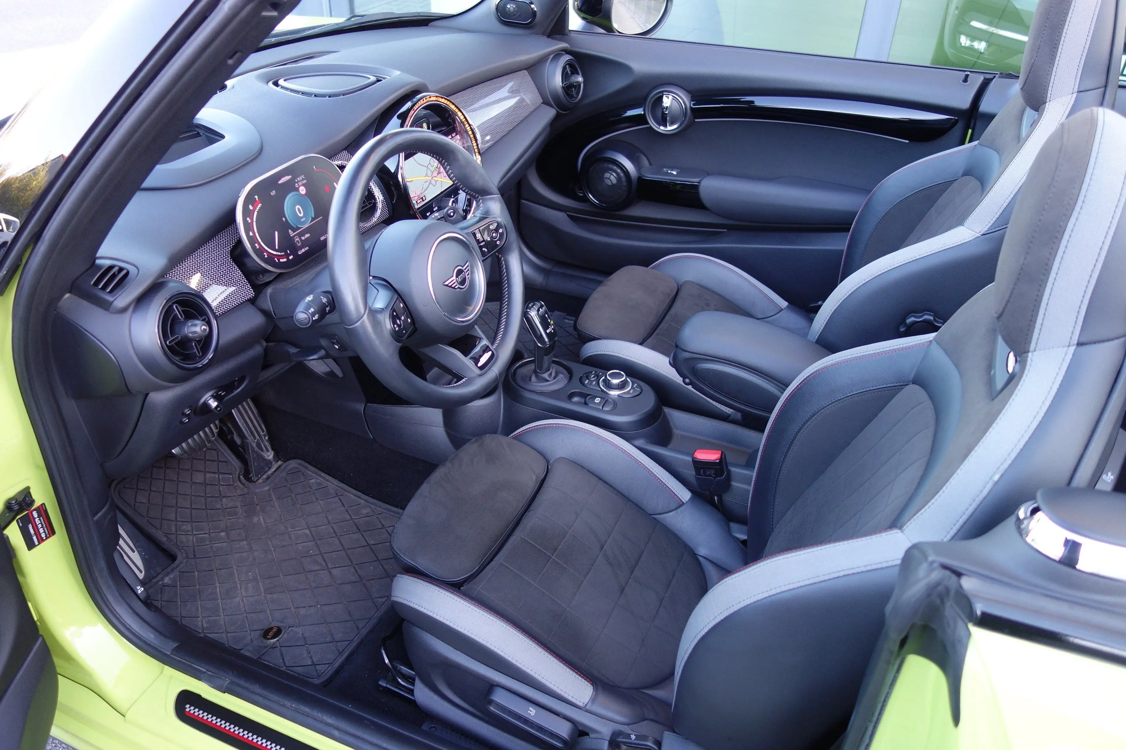 MINI John Cooper Works Cabrio John Cooper Works JCW Trim Cabrio — photo 10