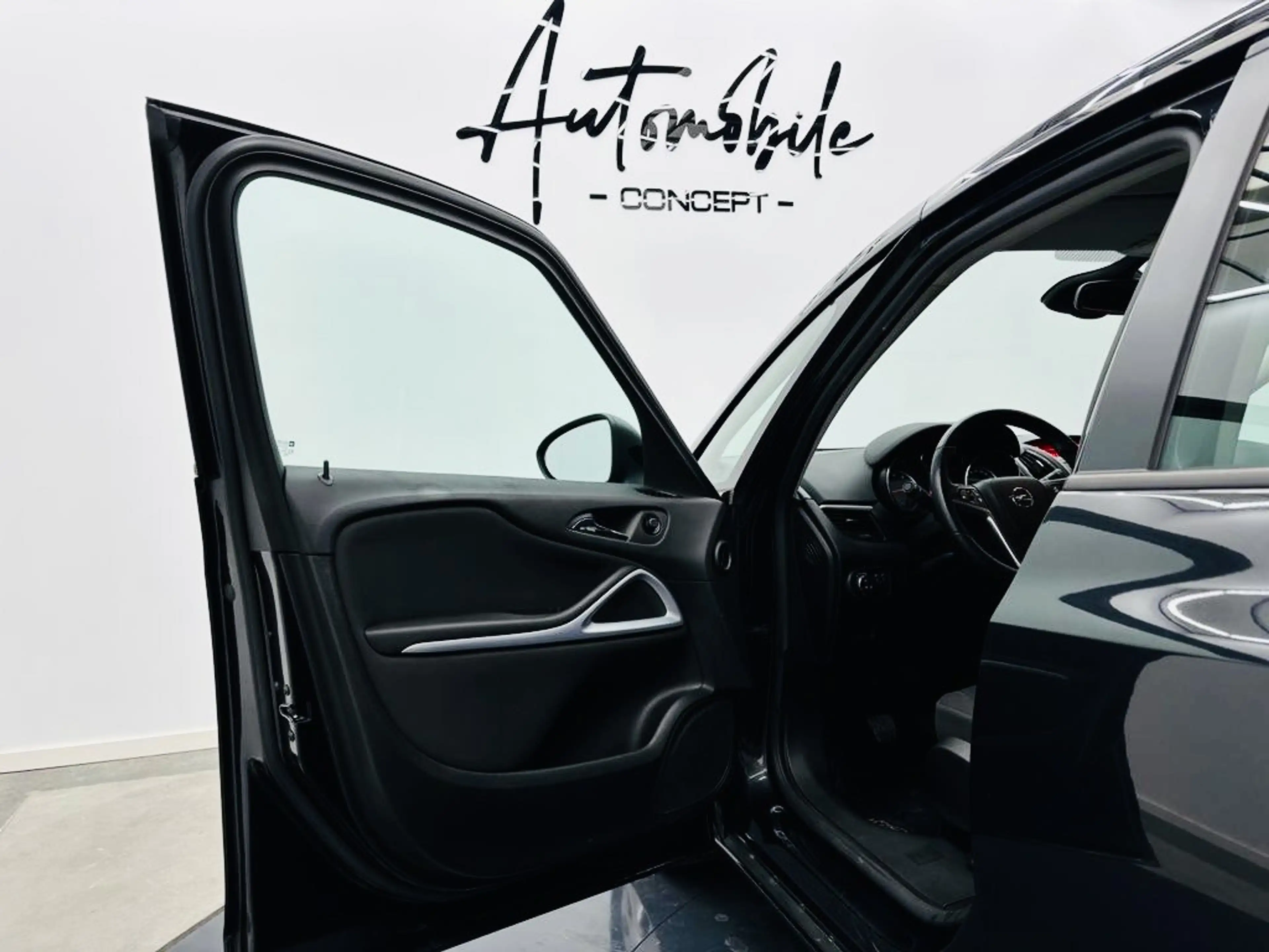 Opel Zafira Tourer ✅1AN GARANTIE✅7 PLACES✅ESSENCE✅REGULATEUR — photo 7