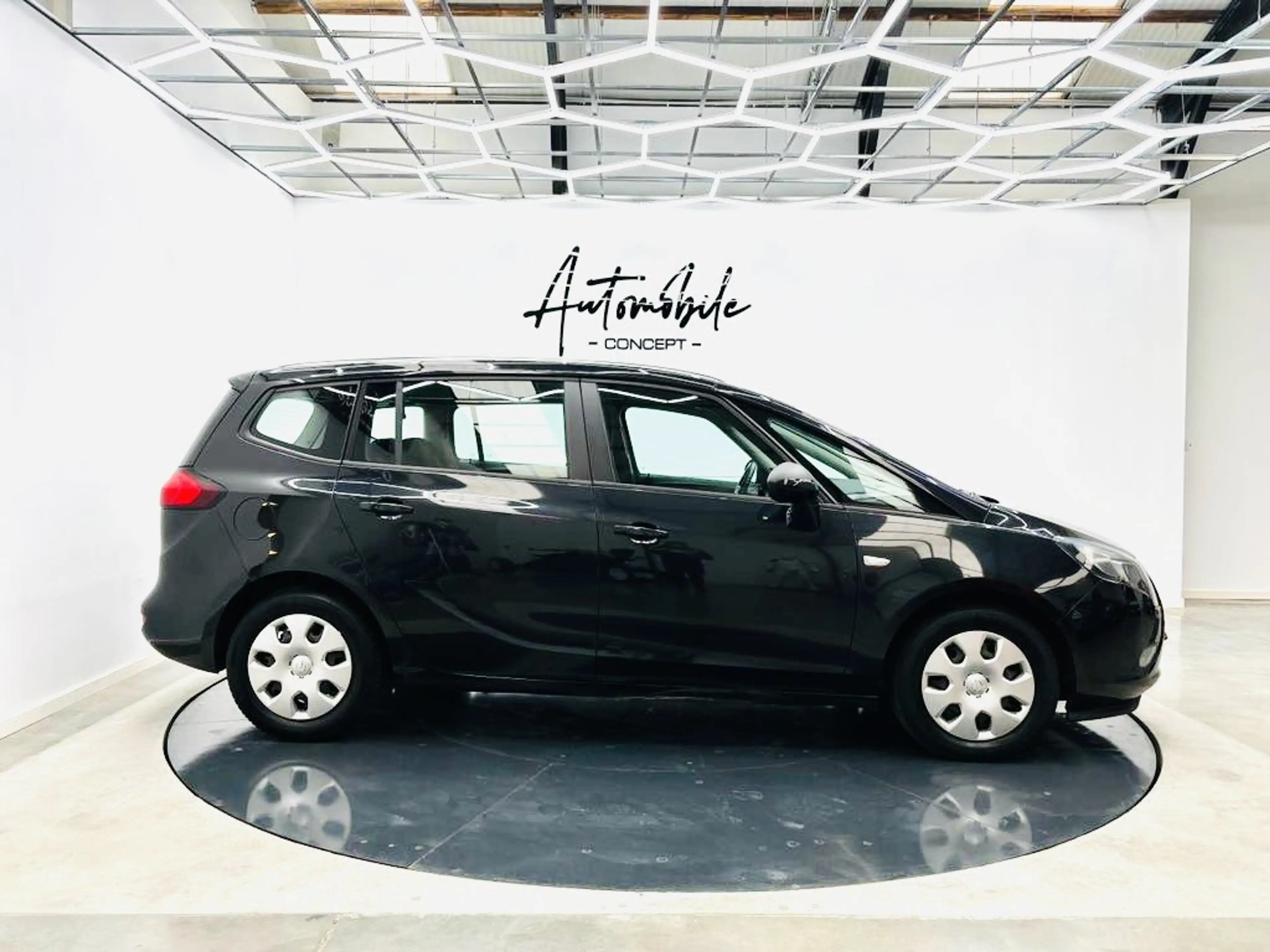 Opel Zafira Tourer ✅1AN GARANTIE✅7 PLACES✅ESSENCE✅REGULATEUR — photo 4