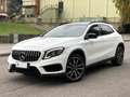 Mercedes-Benz GLA 200 d Automatic Premium Wit - thumbnail 1