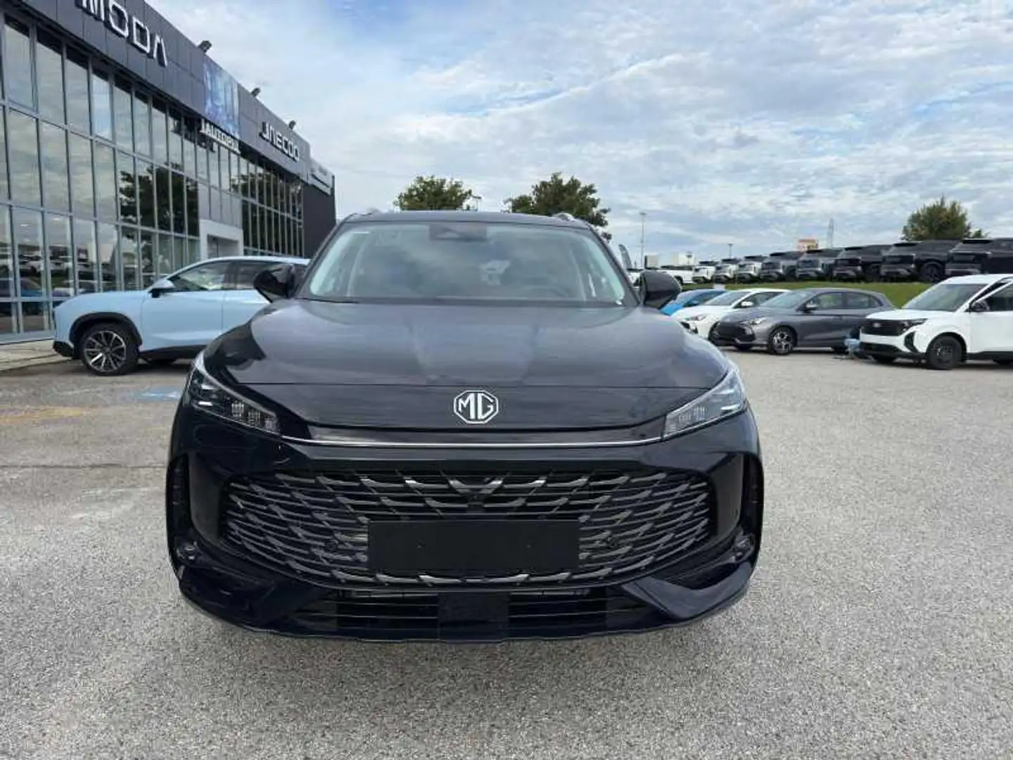 MG HS 1.5 hybrid+ luxury auto Schwarz - 2