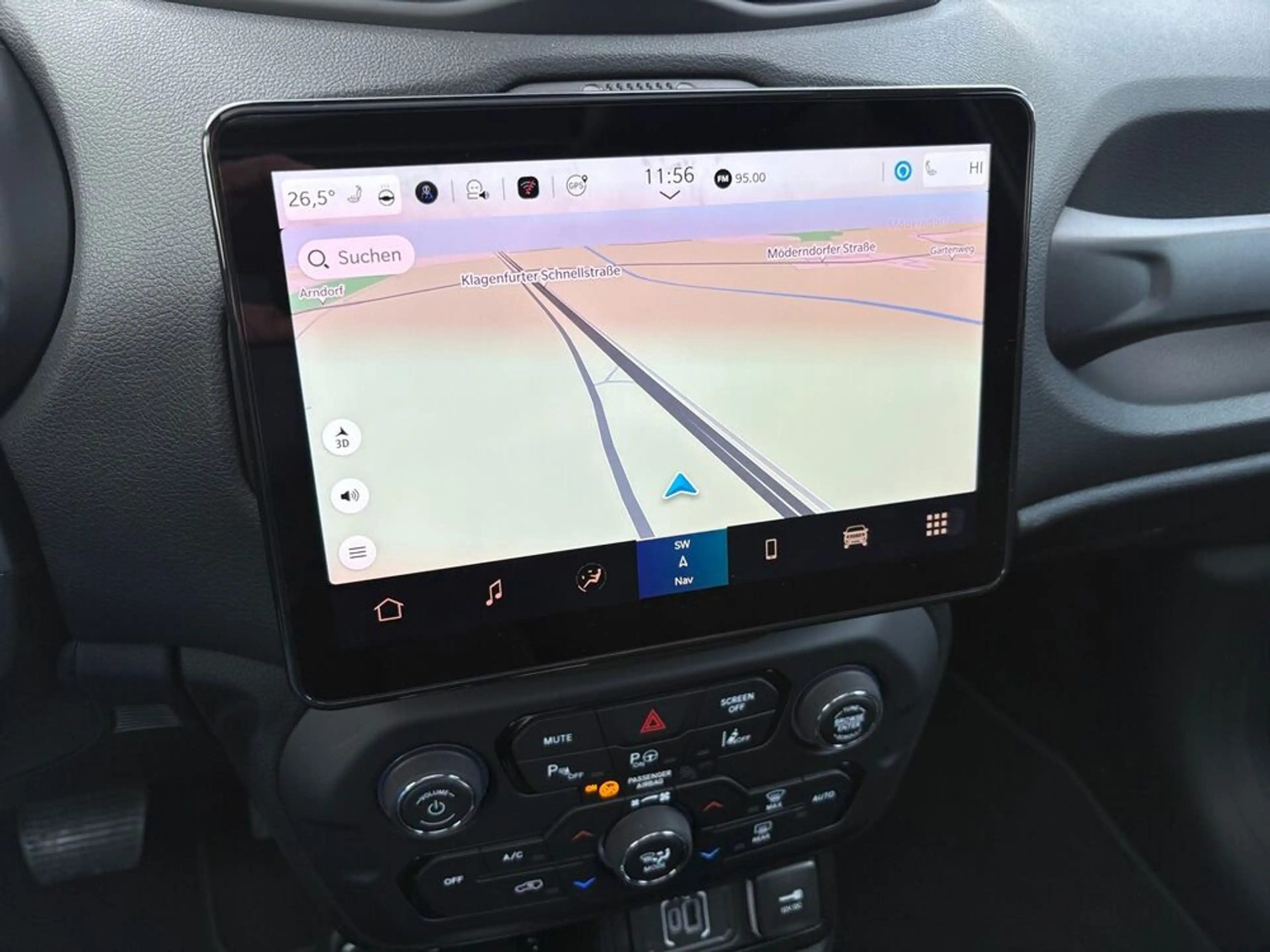 Jeep Renegade North Star Mild-Hybrid FWD — photo 7