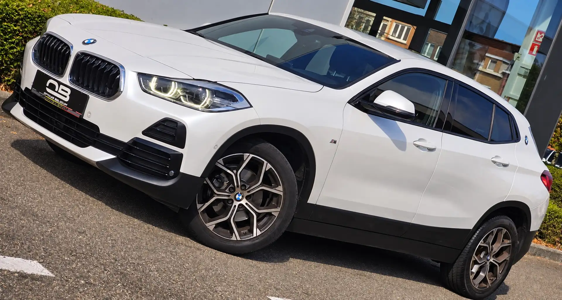 BMW X2 *** sDrive 18i - 07/2022 - Head-up - Ambiant Led interior - Camera - 74.000 km - Garantie *** Blanco - 1