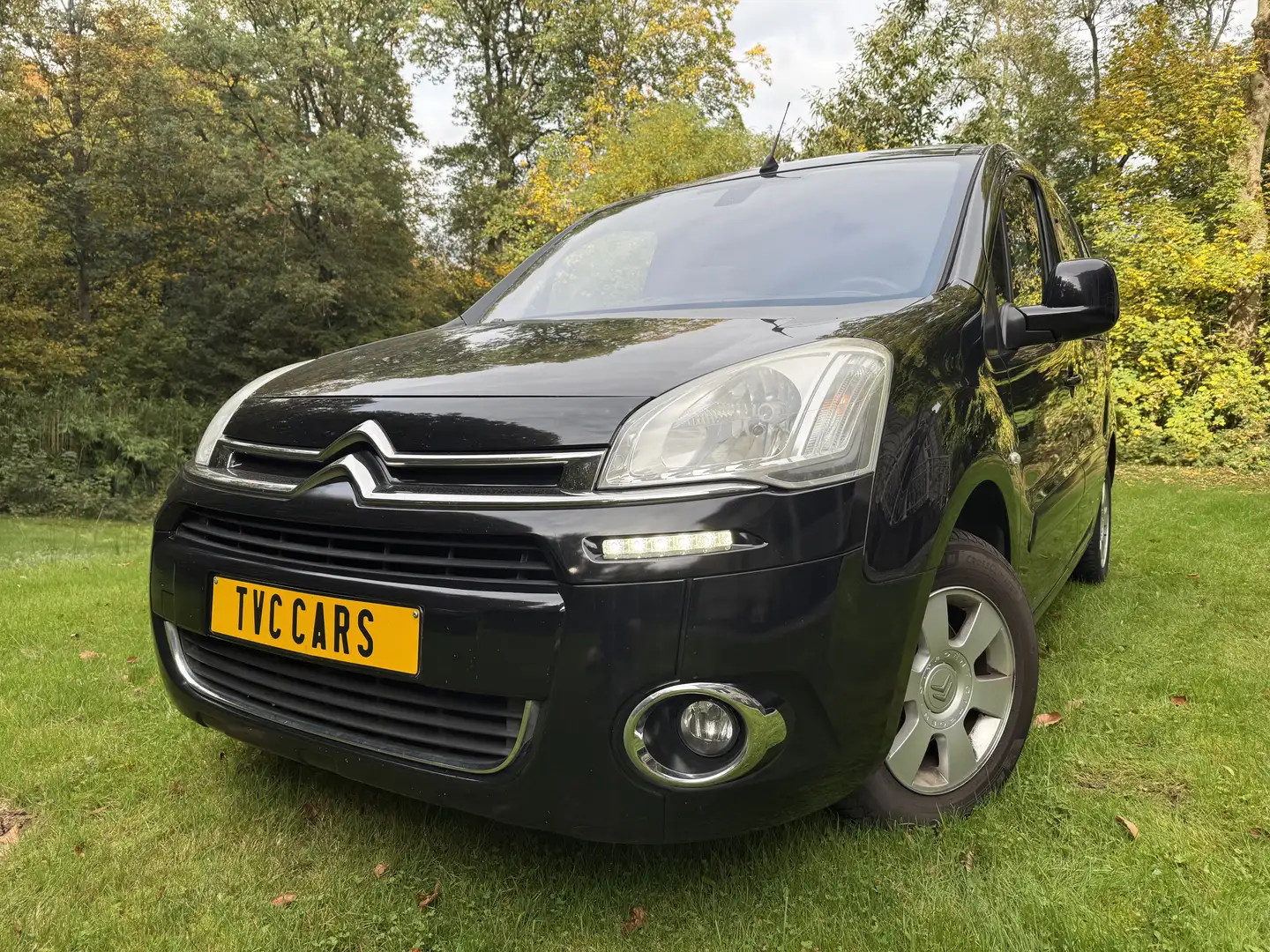 Citroen Berlingo Berlingo 1.6 HDi Exclusive L1 3PL Noir - 2