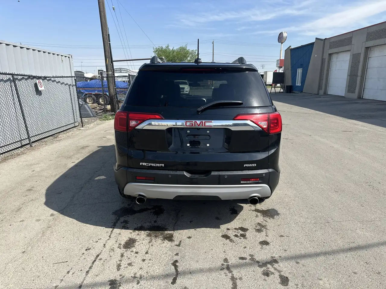 GMC Acadia снимка GMC Acadia