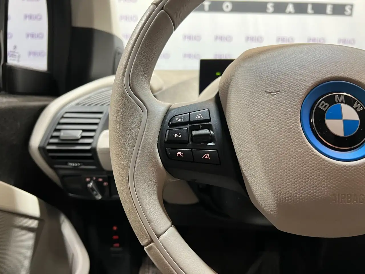 BMW i3 снимка BMW i3