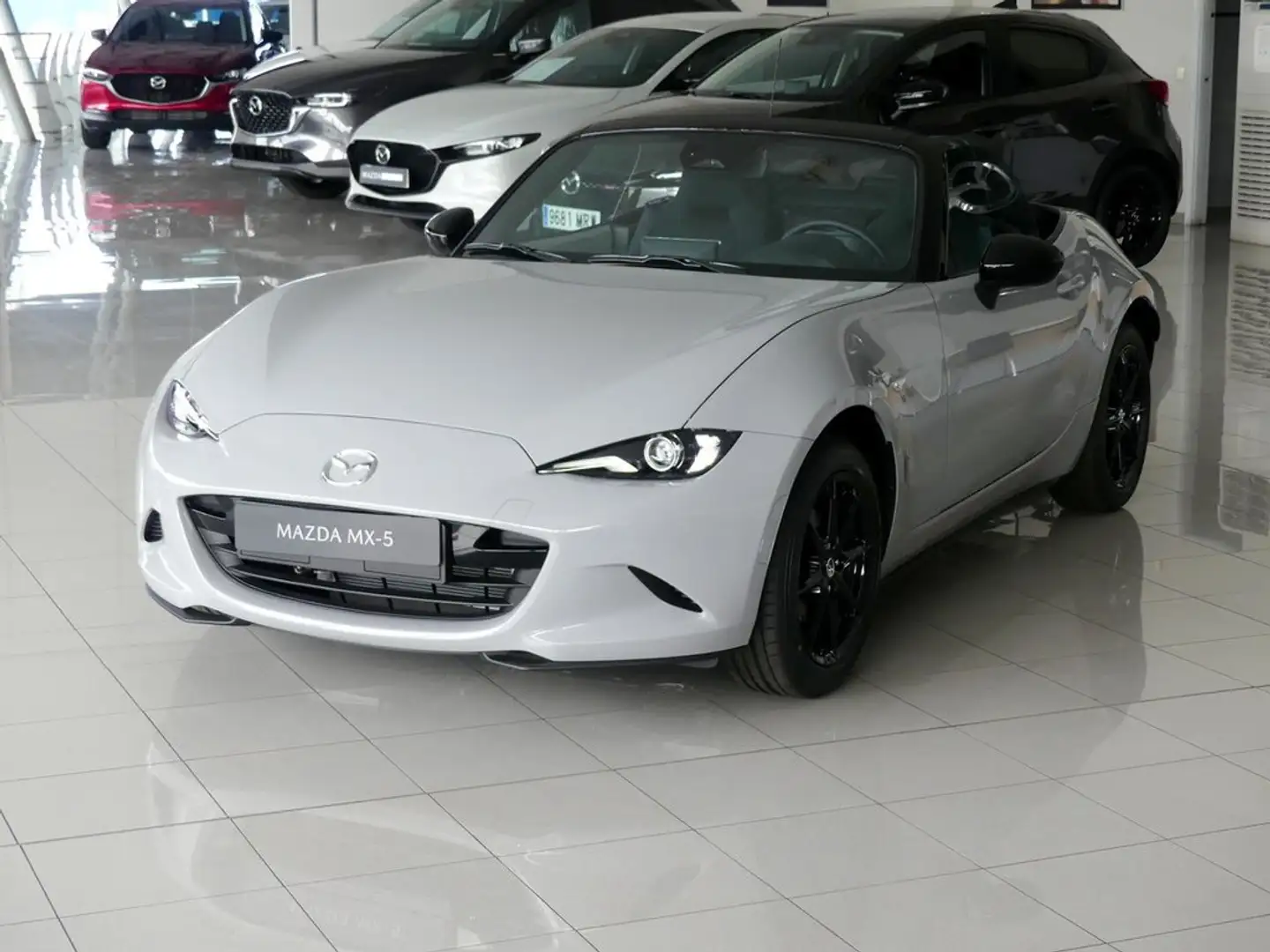 Mazda MX-5 1.5 SKYACTIV-G 97kW (132CV) Prime-Line Gris - 1