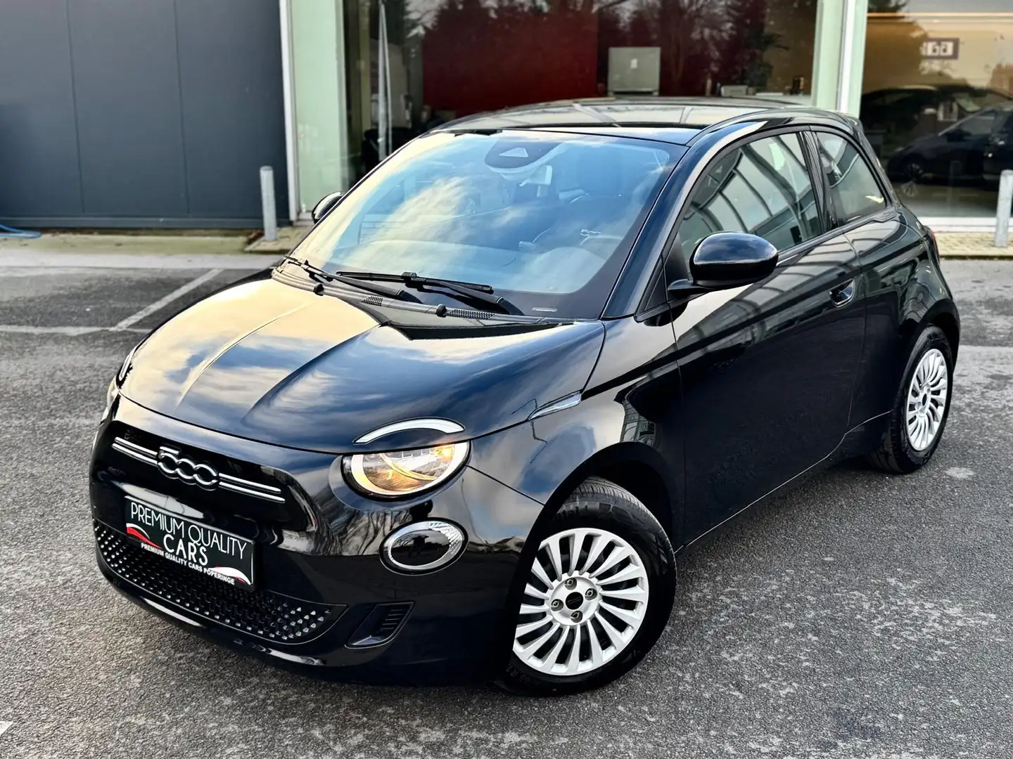 Fiat 500e 257km range ACTION / BLUETOOTH / Zwart - 1