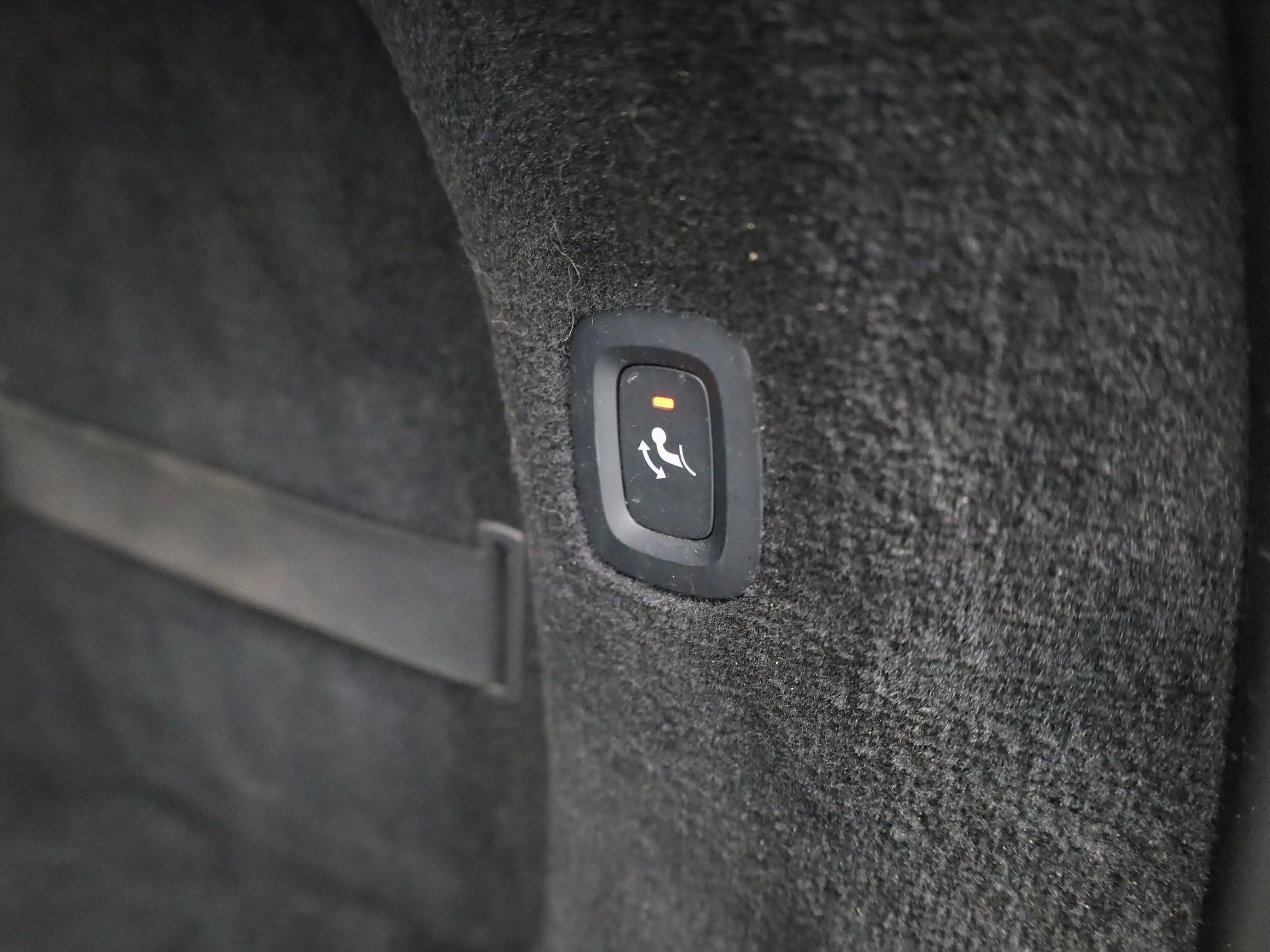 Volvo V90 2.0 T6 Plug-in hybrid AWD Plus Bright 350PK | Elek — photo 15