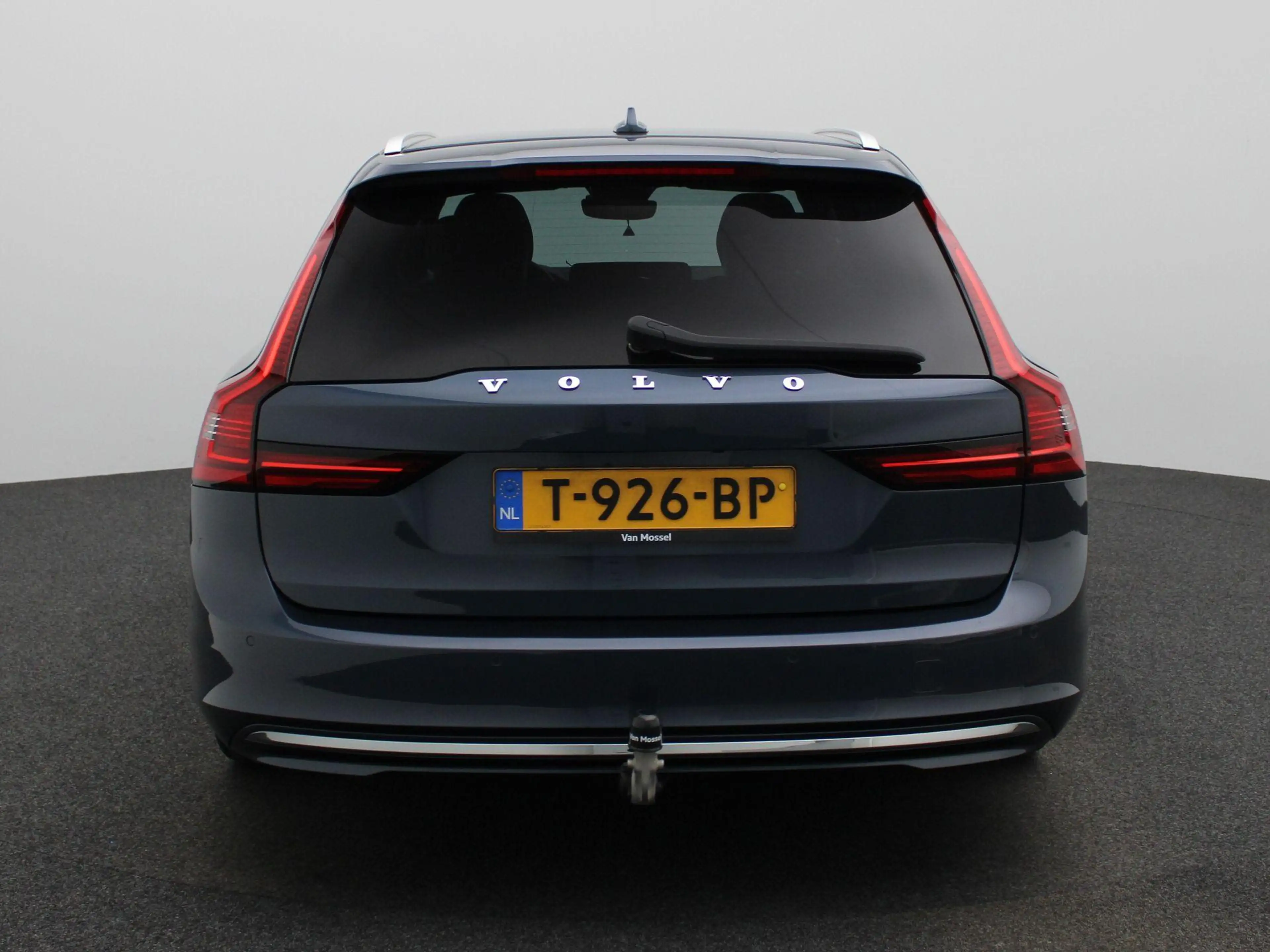 Volvo V90 2.0 T6 Plug-in hybrid AWD Plus Bright 350PK | Elek — photo 5