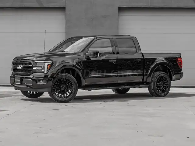Ford F 150 2025 Lariat 5.0L V8 FACELIFT BLACK PACK € 77990 + WIDEBODY