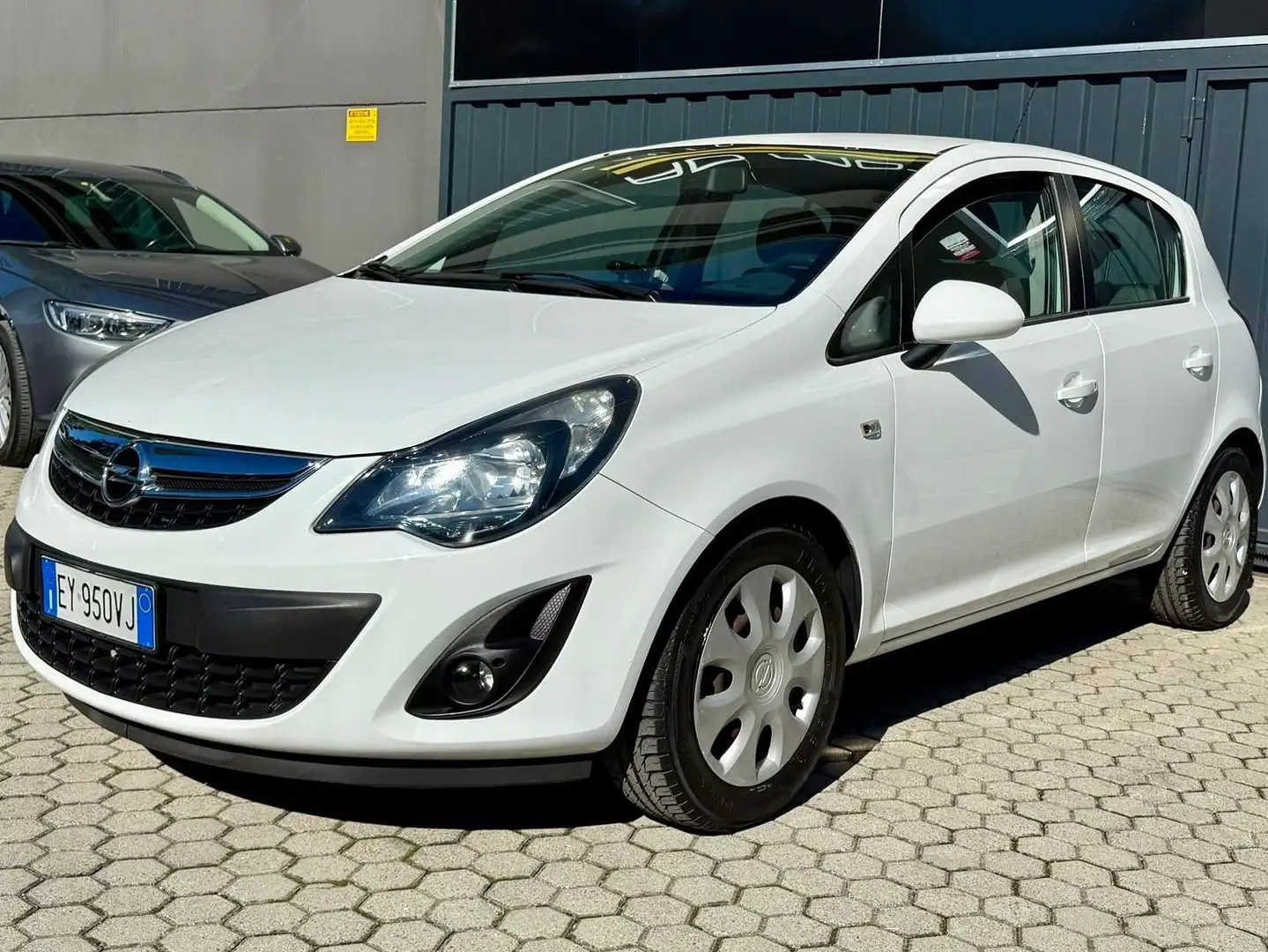 Opel Corsa Corsa IV 5p 1.2 Edition (elective) Gpl-tech 85cv Wit - 1