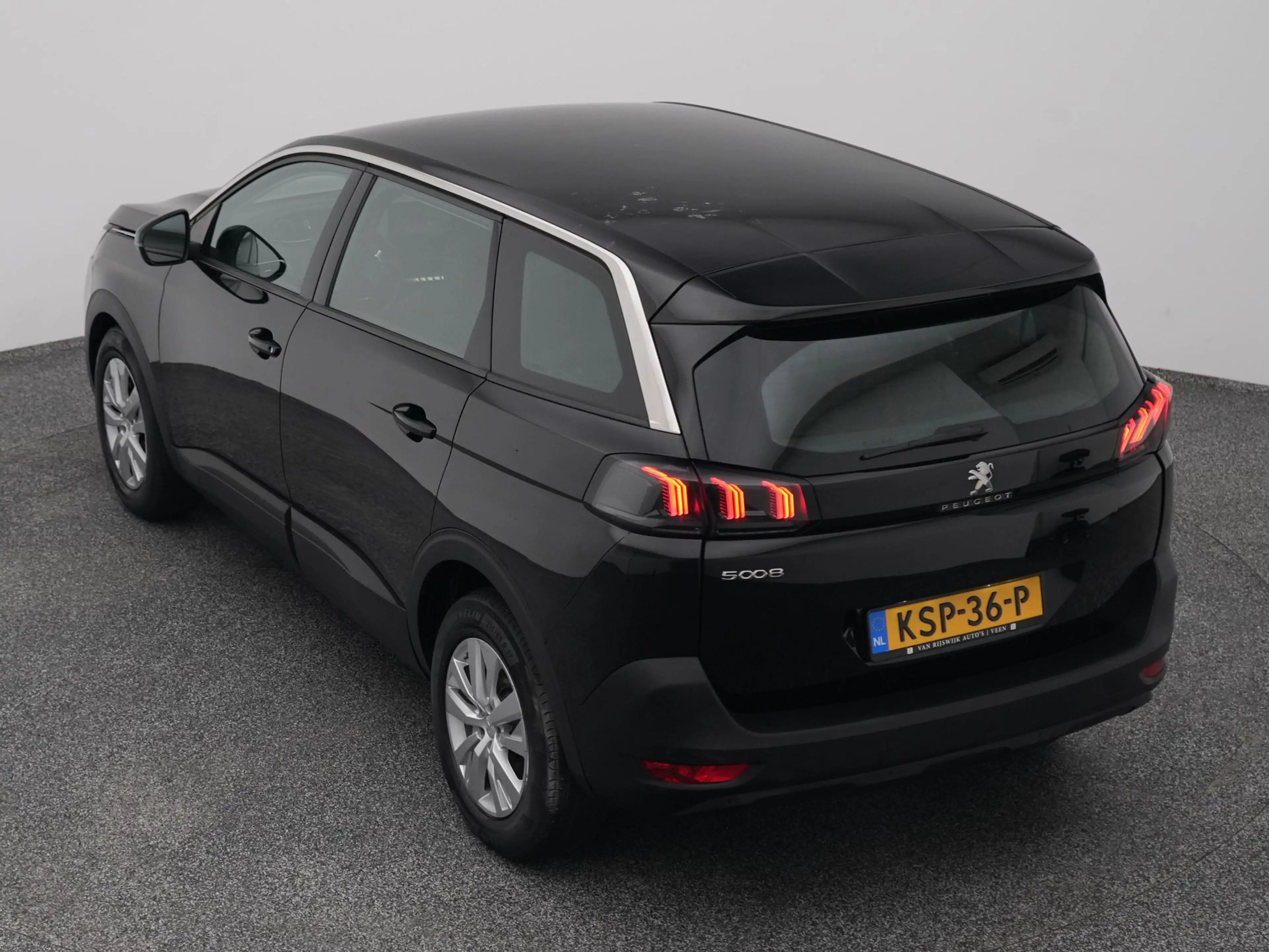 Peugeot 5008 1.2 PureTech Active 7-Pers. | CAMERA — photo 25