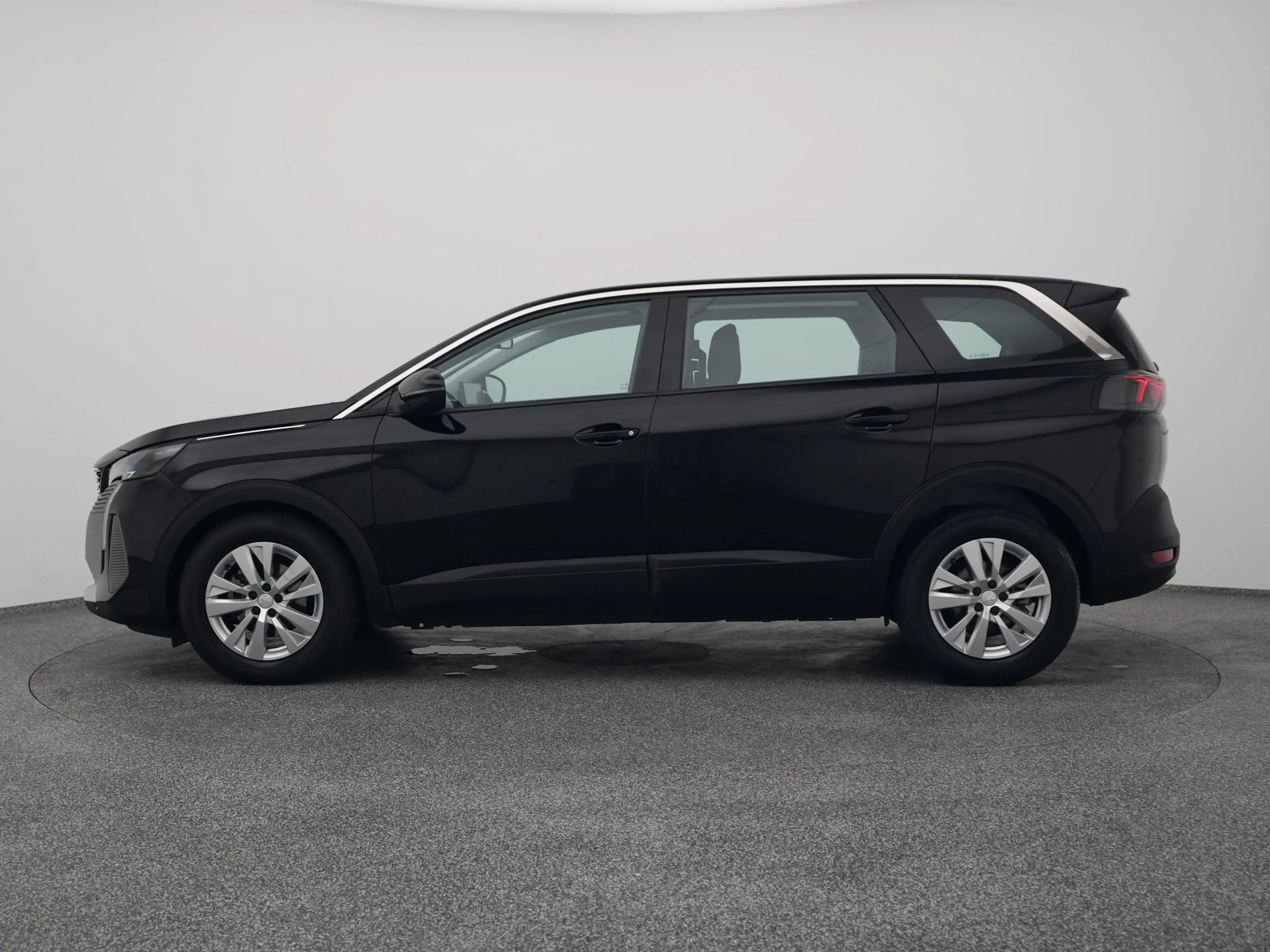 Peugeot 5008 1.2 PureTech Active 7-Pers. | CAMERA — photo 13