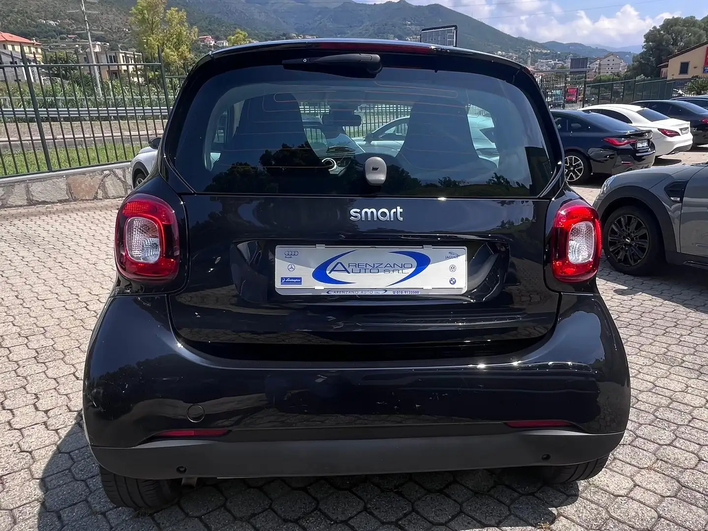 smart forTwo Fortwo 1.0 Perfect 71cv twinamic Silber - 2