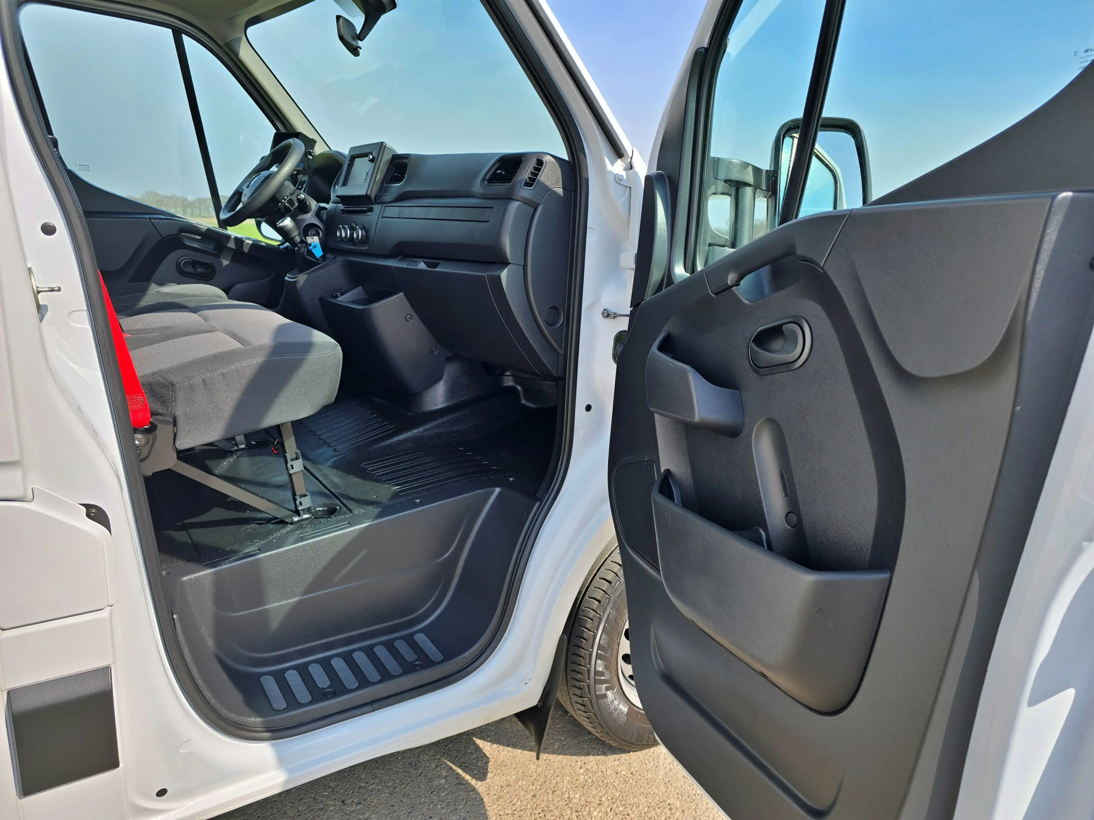 Renault Master T35 2.3 dCi Lowliner - 145 Pk - Euro 6 - Airco - C — photo 10