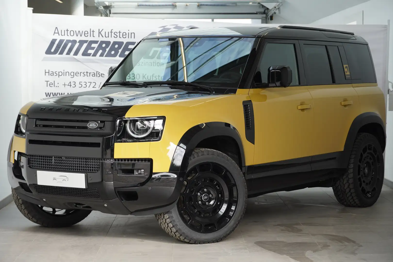 Land Rover Defender Defender 110 3.0 SWB Trophy Edition Gelb - 1
