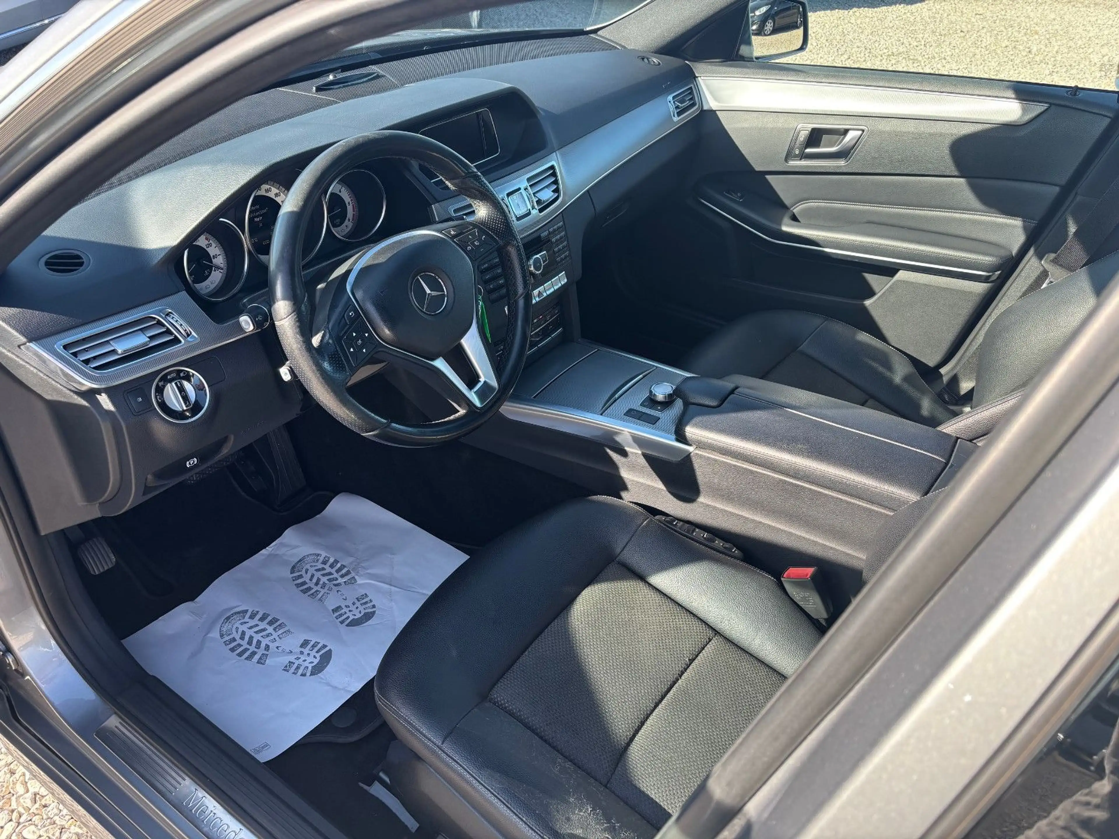 Mercedes-Benz E 250 E250 CDI Avantgarde Limo +AHK+LED+NAVI+SHZ+ — photo 7