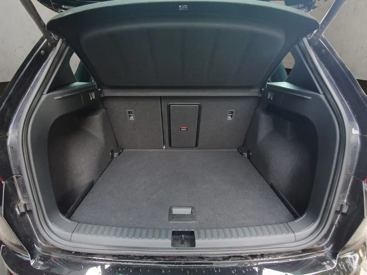 Cupra Ateca 1.5 TSI elektr. Sitze elekt. Heckklappe E, миниатюра 17