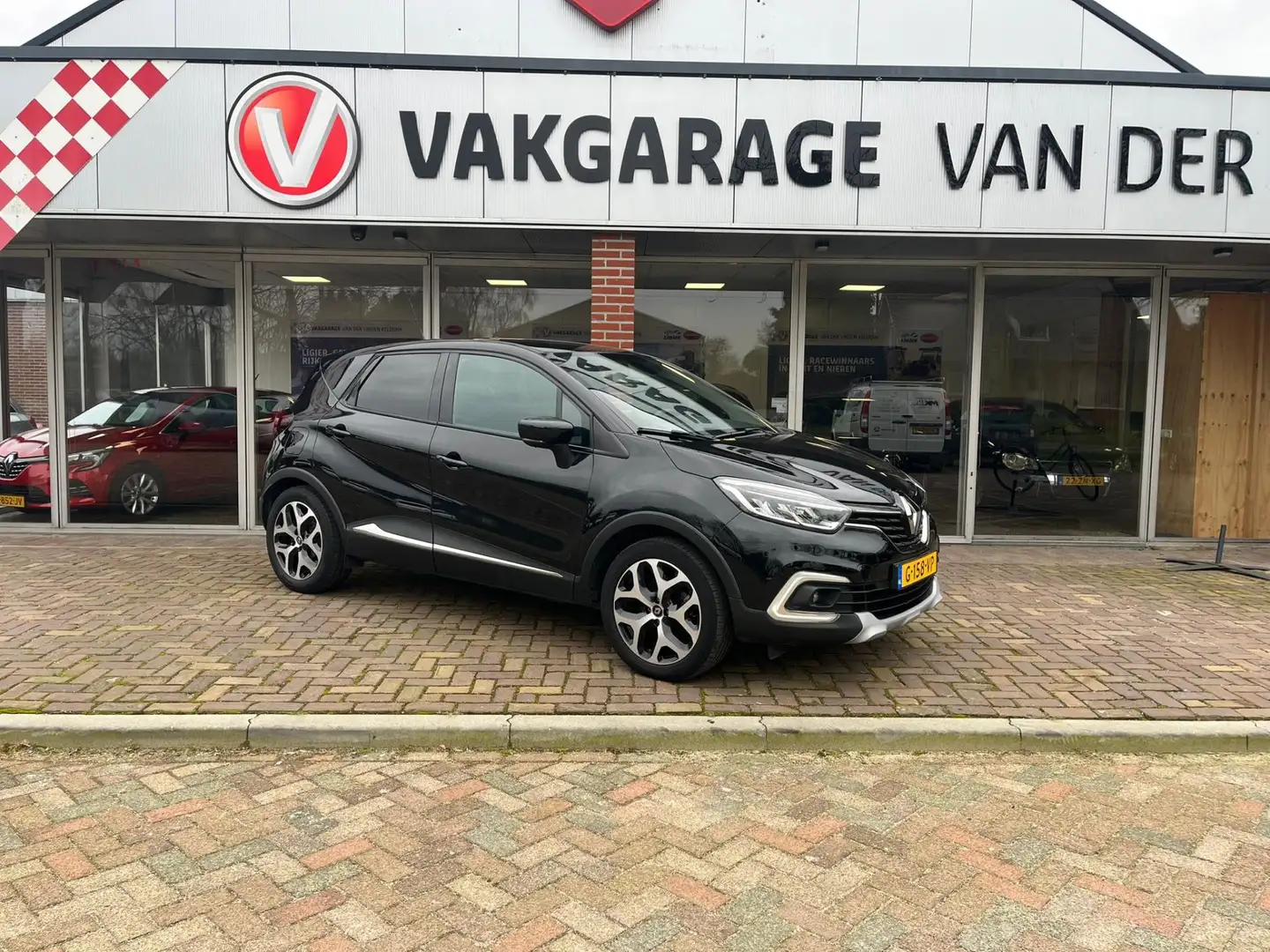 Renault Captur 1.3 TCe Intens, AUTOMAAT, orgineel nederlandse aut Negro - 2