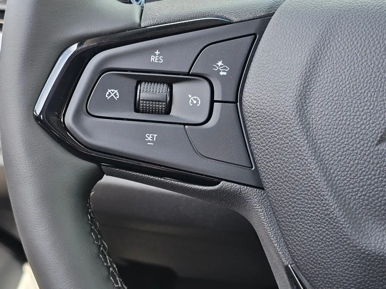 Chevrolet Bolt снимка Chevrolet Bolt