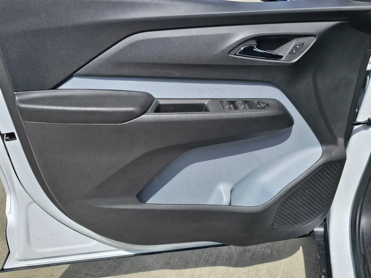 Chevrolet Bolt снимка Chevrolet Bolt